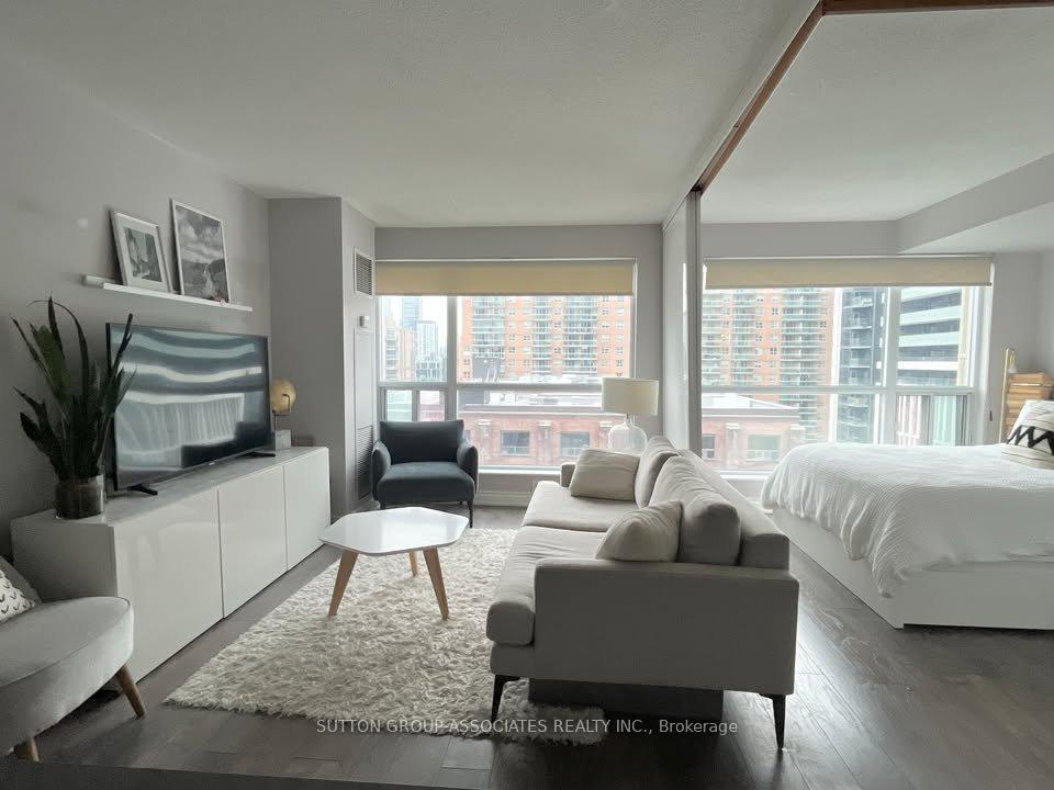 Photo 3 of Unit 920, 230 King Street E, Toronto, Moss Park — HOMEH
