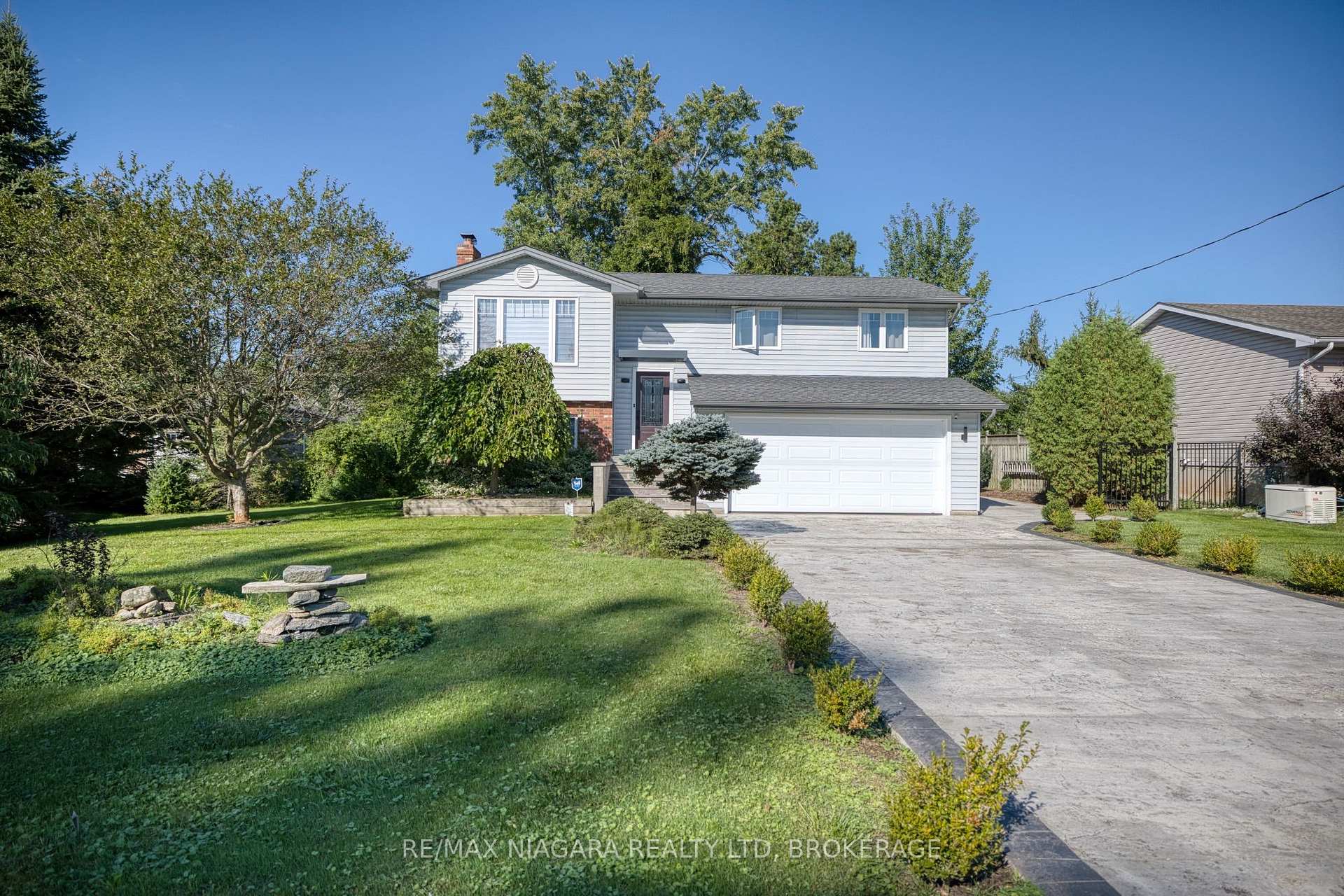 Photo of 31 Pleasant Avenue S