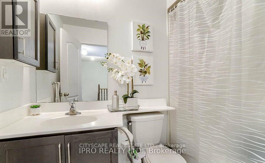 Photo 8 of Unit 09, 2476 Post Road, Oakville, River Oaks — HOMEH