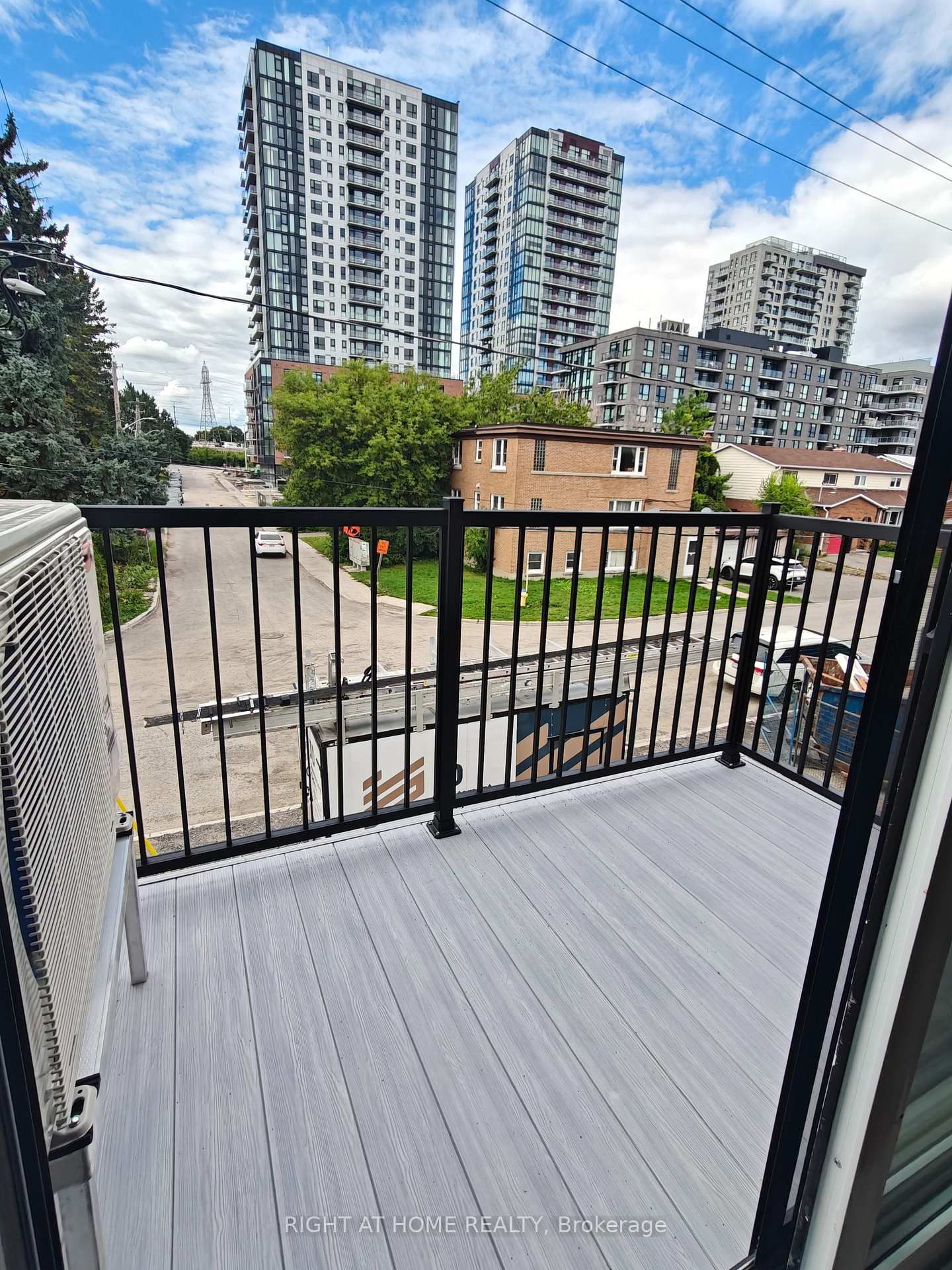 Photo 6 of Unit C, 1332 Thames Street, Ottawa, Carlington — HOMEH