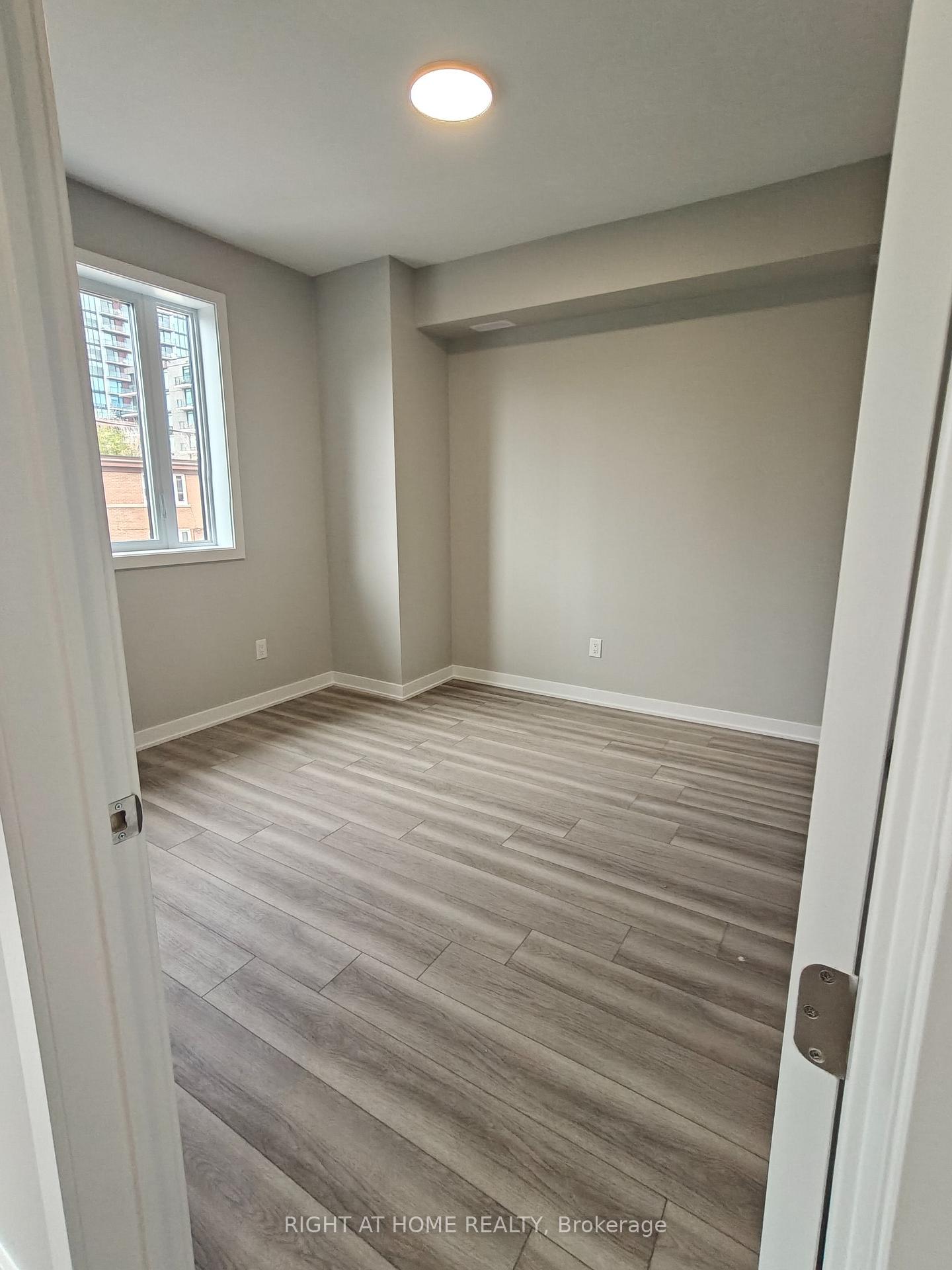 Photo 8 of Unit C, 1332 Thames Street, Ottawa, Carlington — HOMEH