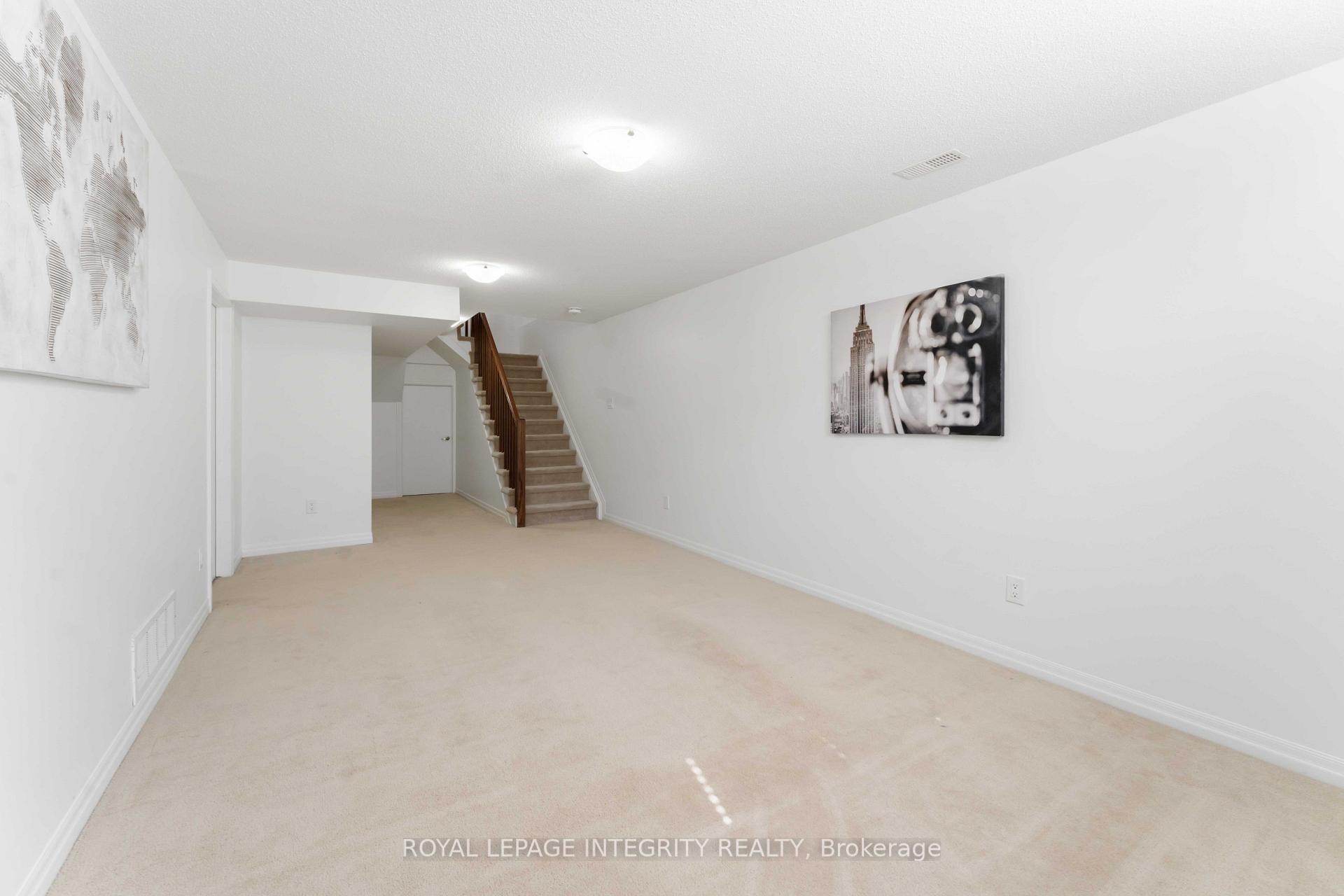 Photo 29 of 521 Rioja Street, Ottawa, Kanata - Emerald Meadows/Trailwest — HOMEH
