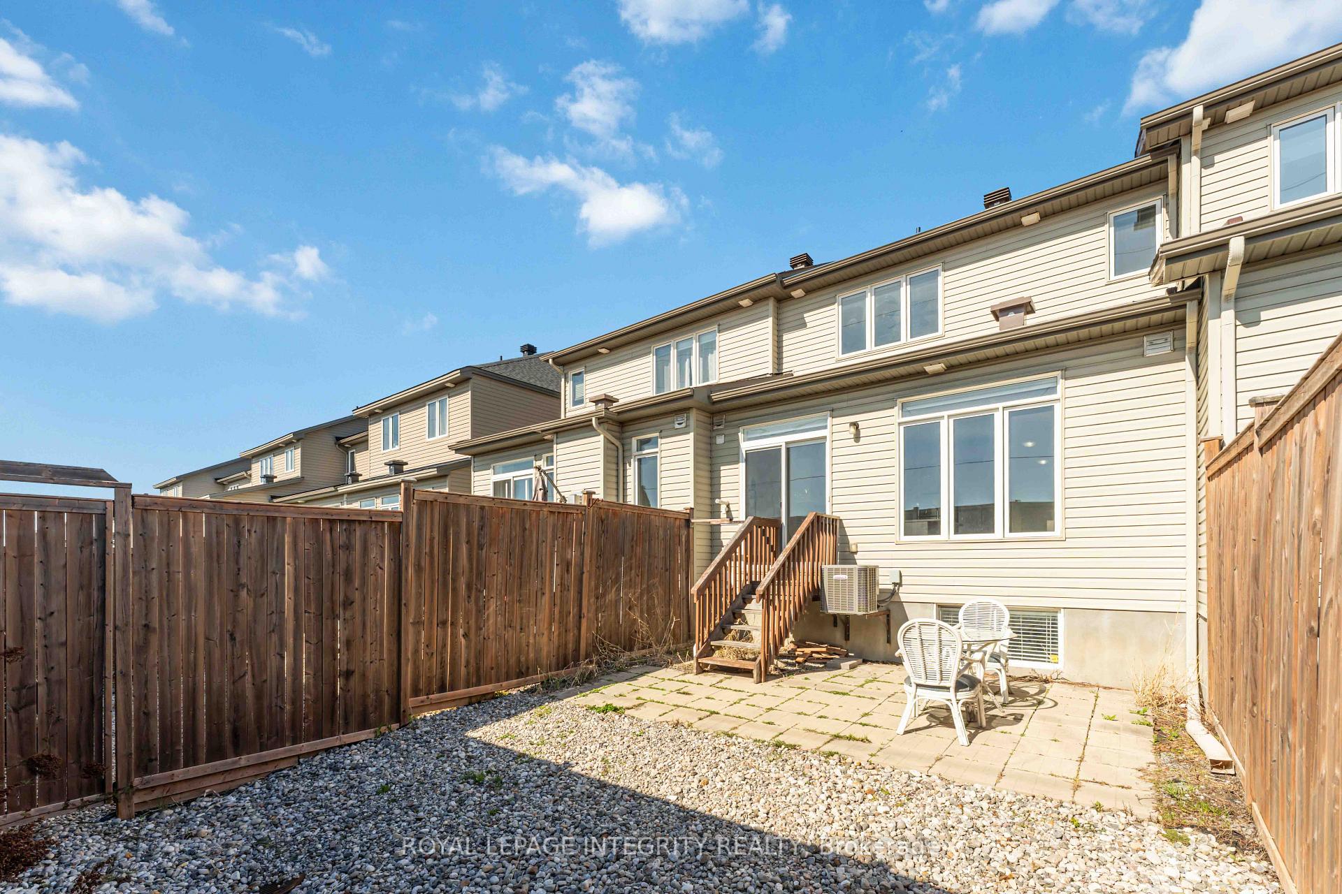 Photo 33 of 521 Rioja Street, Ottawa, Kanata - Emerald Meadows/Trailwest — HOMEH
