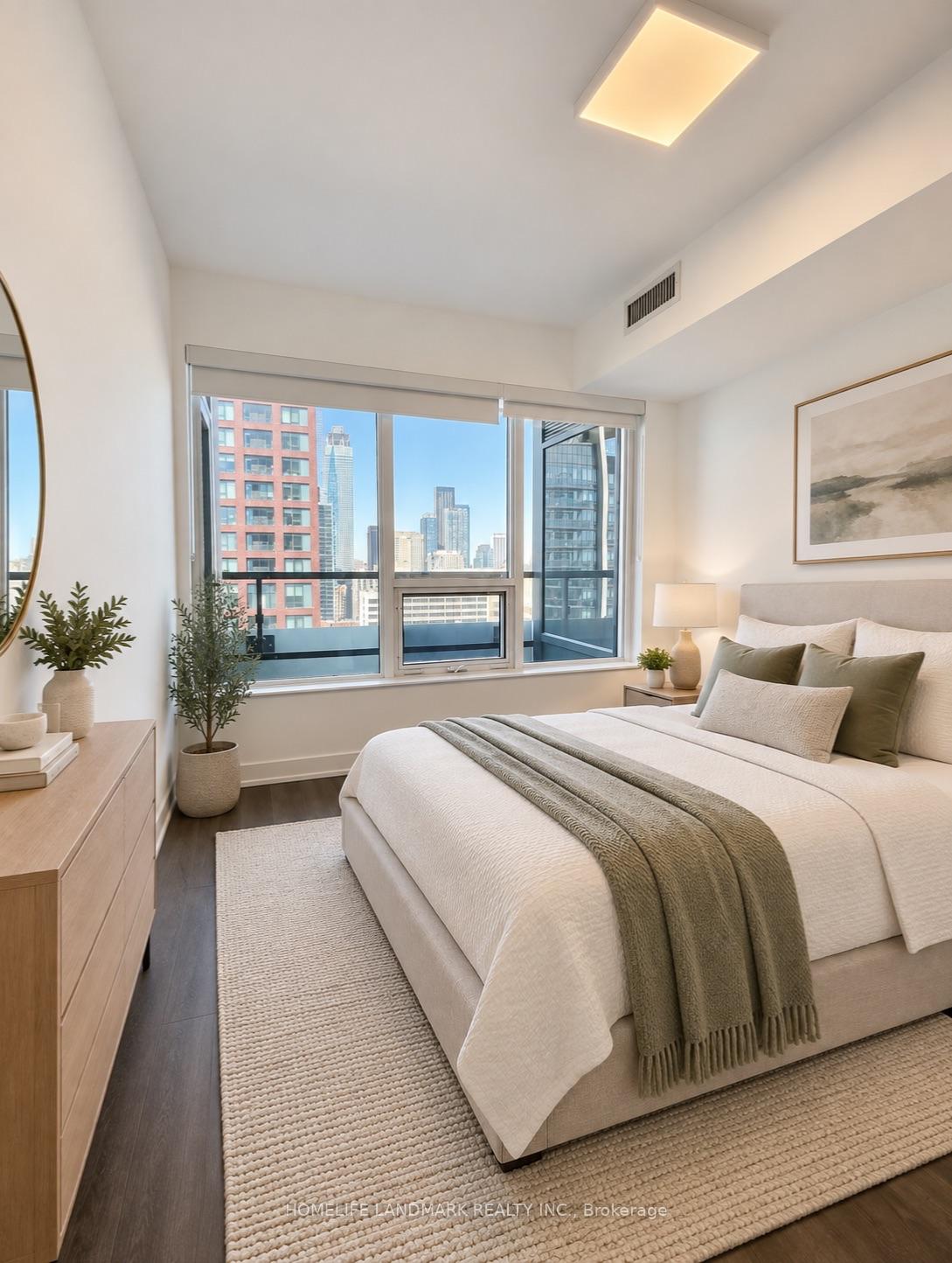 Photo 5 of Unit 3602, 609 Sherbourne Street, Toronto, North St. James Town — HOMEH