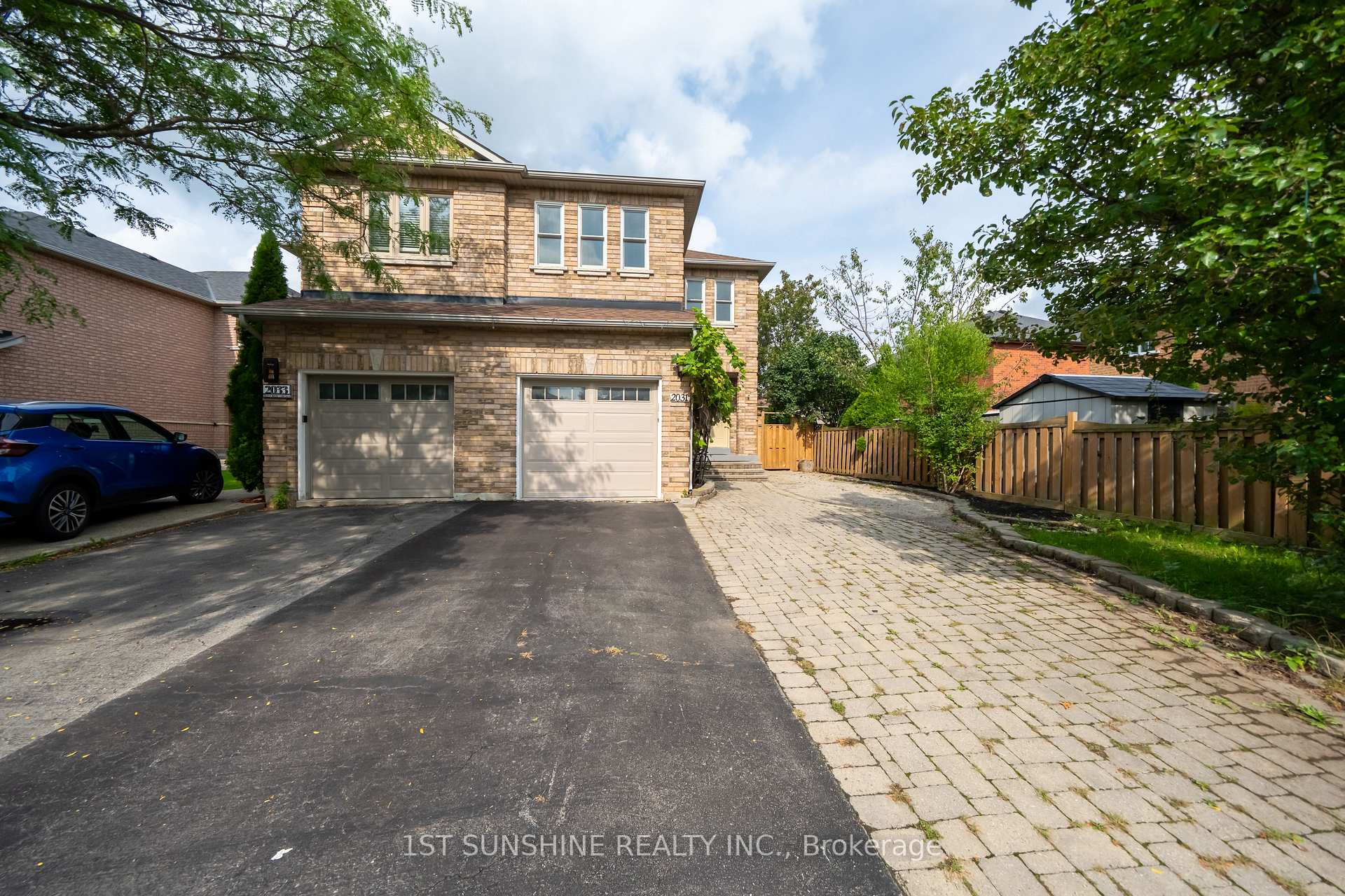Photo 5 of 2031 Westree Drive, Oakville, West Oak Trails — HOMEH