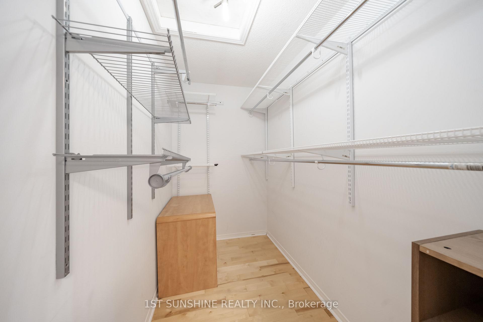Photo 41 of 2031 Westree Drive, Oakville, West Oak Trails — HOMEH