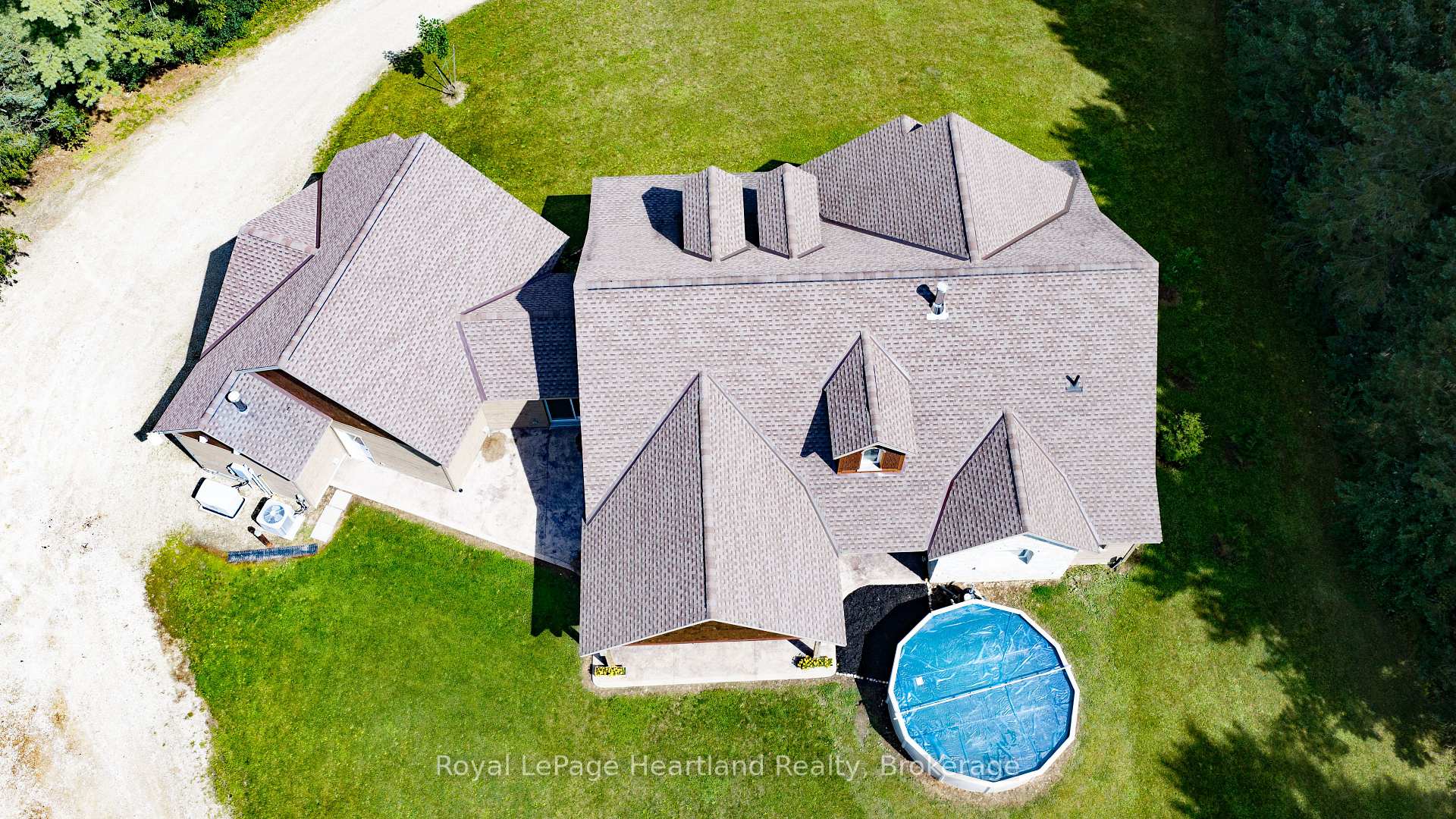 Photo 2 of 83301 Scott Line, North Huron, East Wawanosh — HOMEH