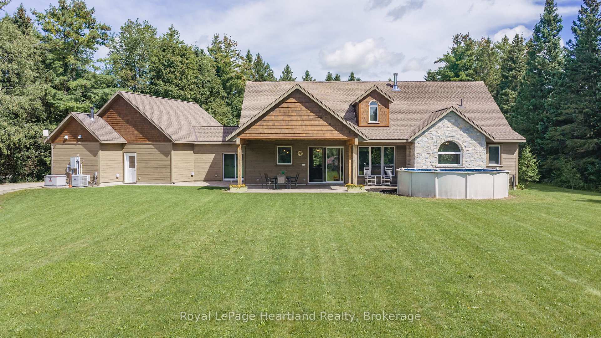Photo 3 of 83301 Scott Line, North Huron, East Wawanosh — HOMEH