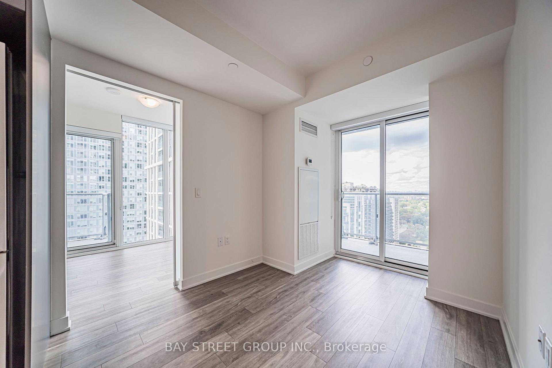 Photo 14 of Unit 2412, 195 Redpath Avenue, Toronto, Mount Pleasant West — HOMEH