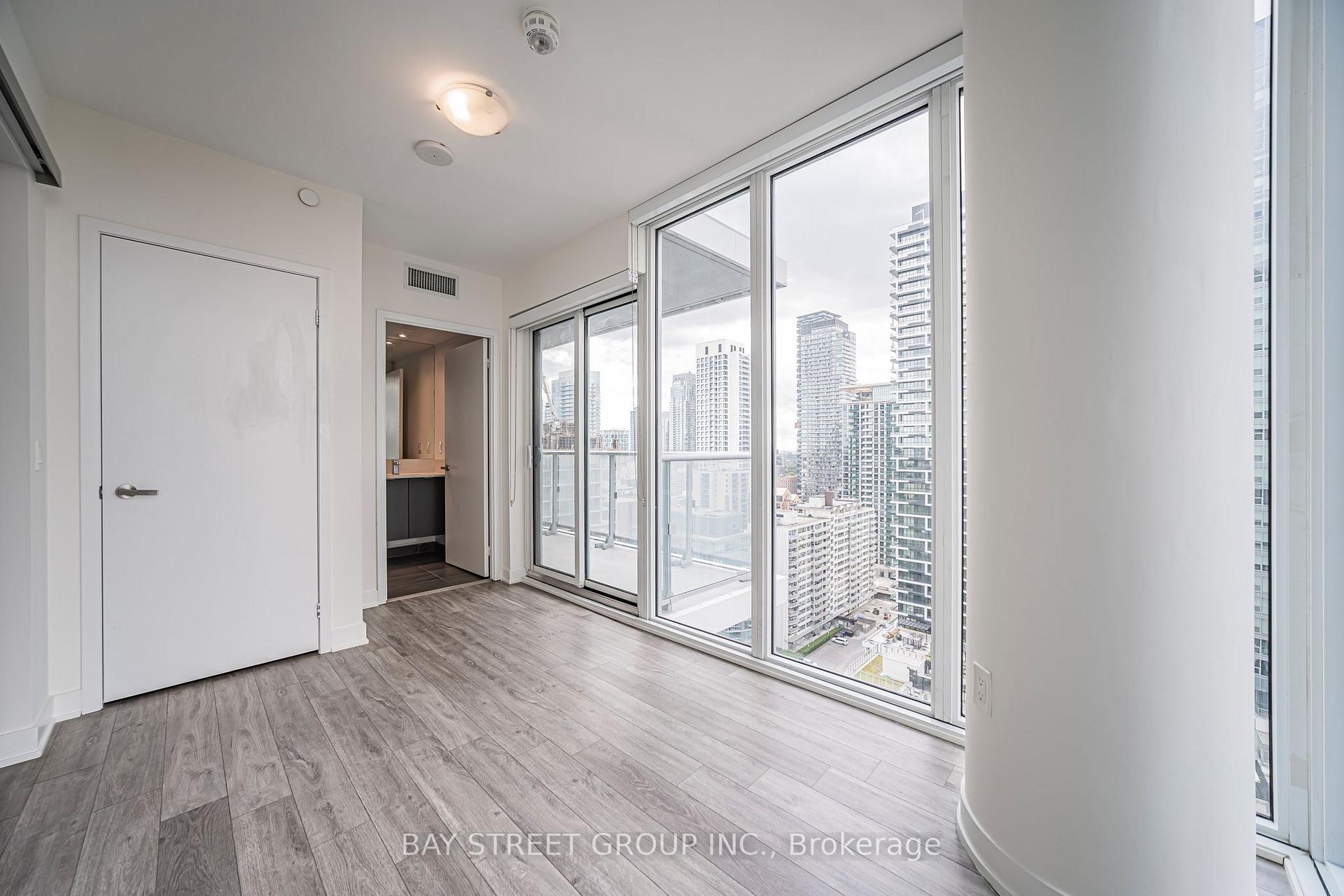 Photo 18 of Unit 2412, 195 Redpath Avenue, Toronto, Mount Pleasant West — HOMEH