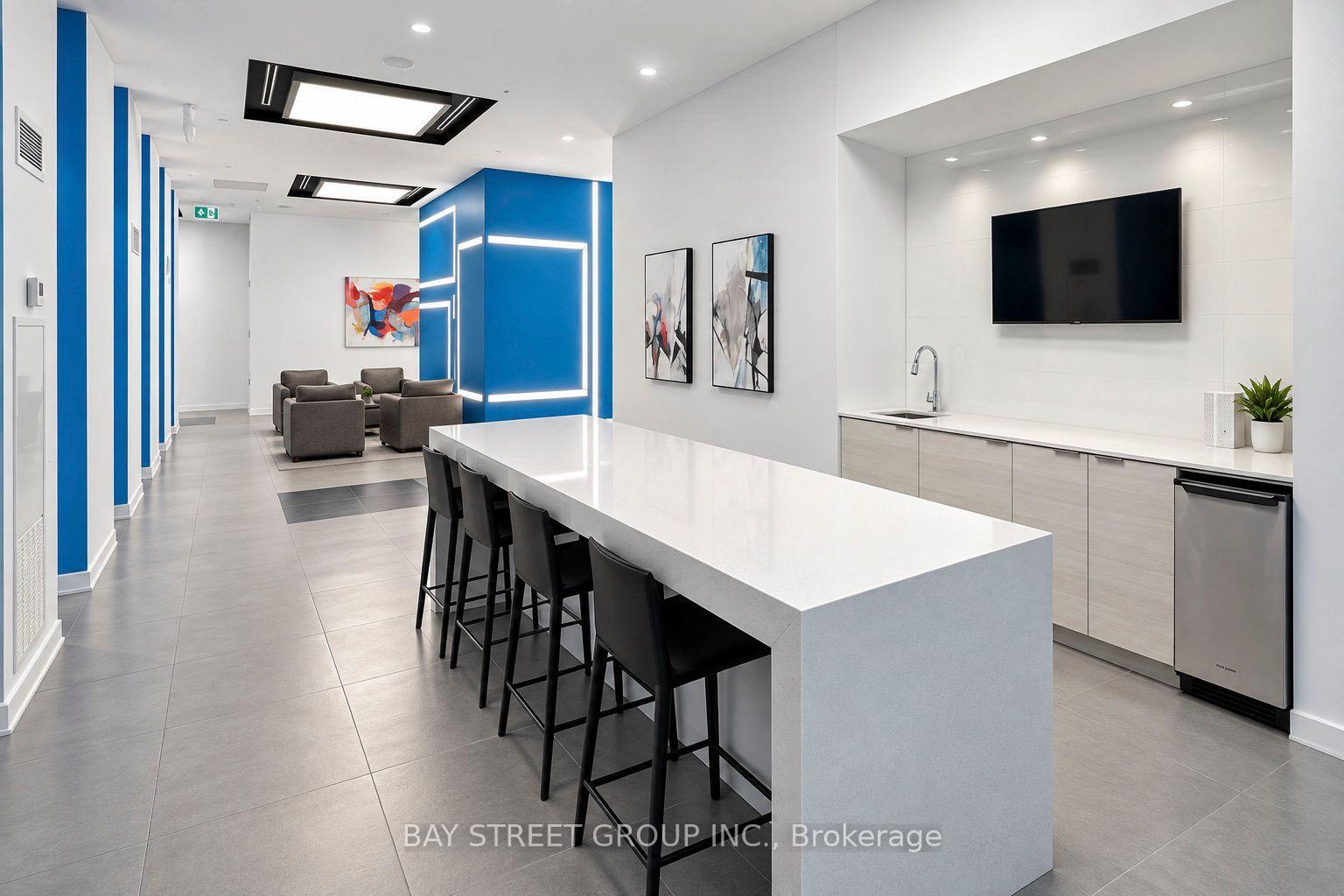 Photo 48 of Unit 2412, 195 Redpath Avenue, Toronto, Mount Pleasant West — HOMEH