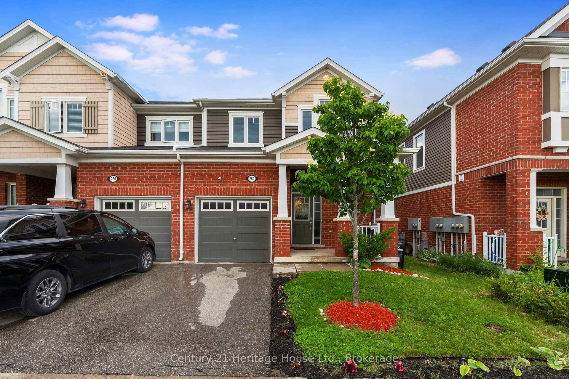 Photo 6 of 254 Waterbrook Lane, Kitchener, Doon South — HOMEH