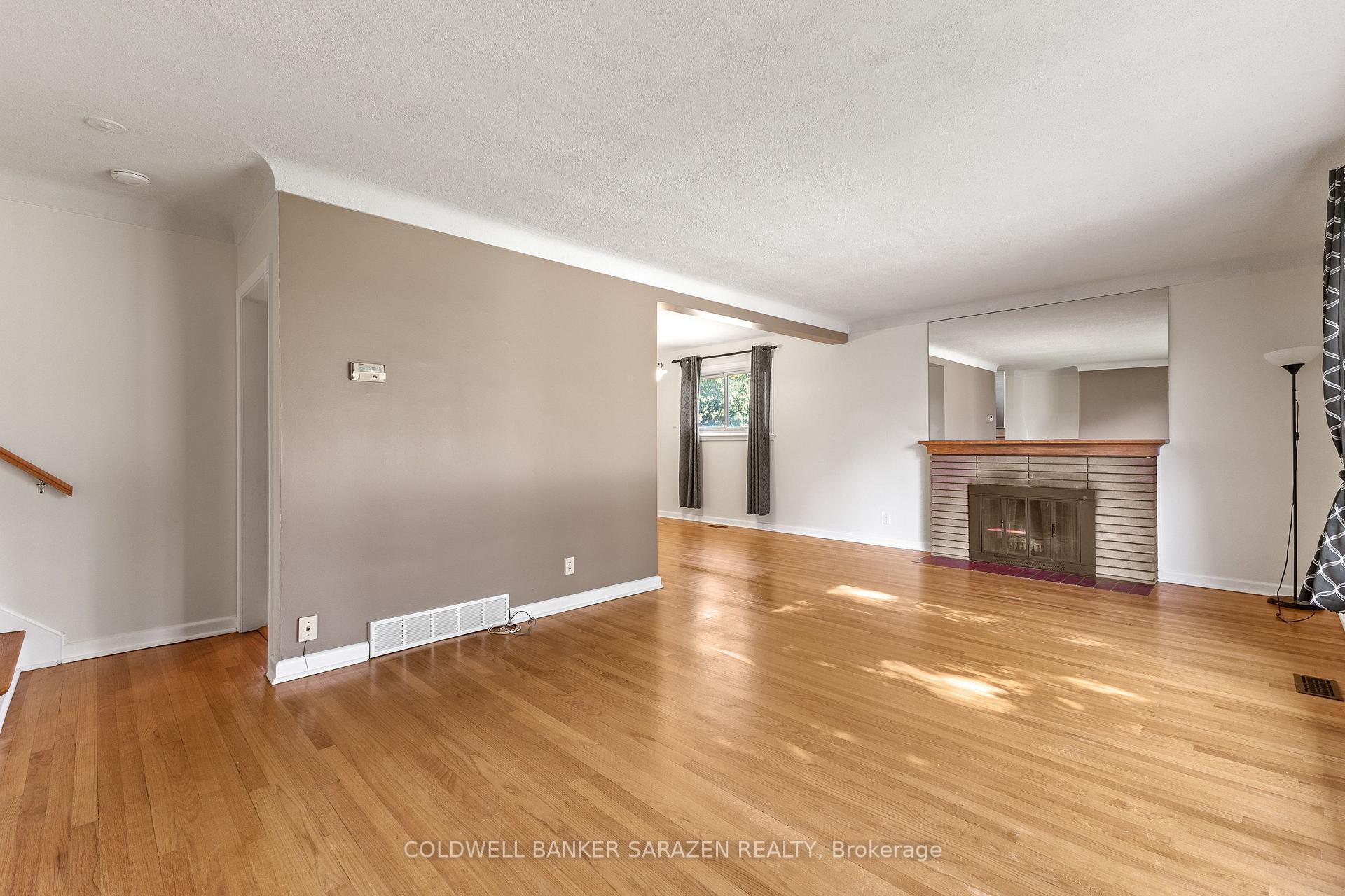 Photo 6 of 1220 Whitmore Avenue, Ottawa, Bel Air Heights — HOMEH