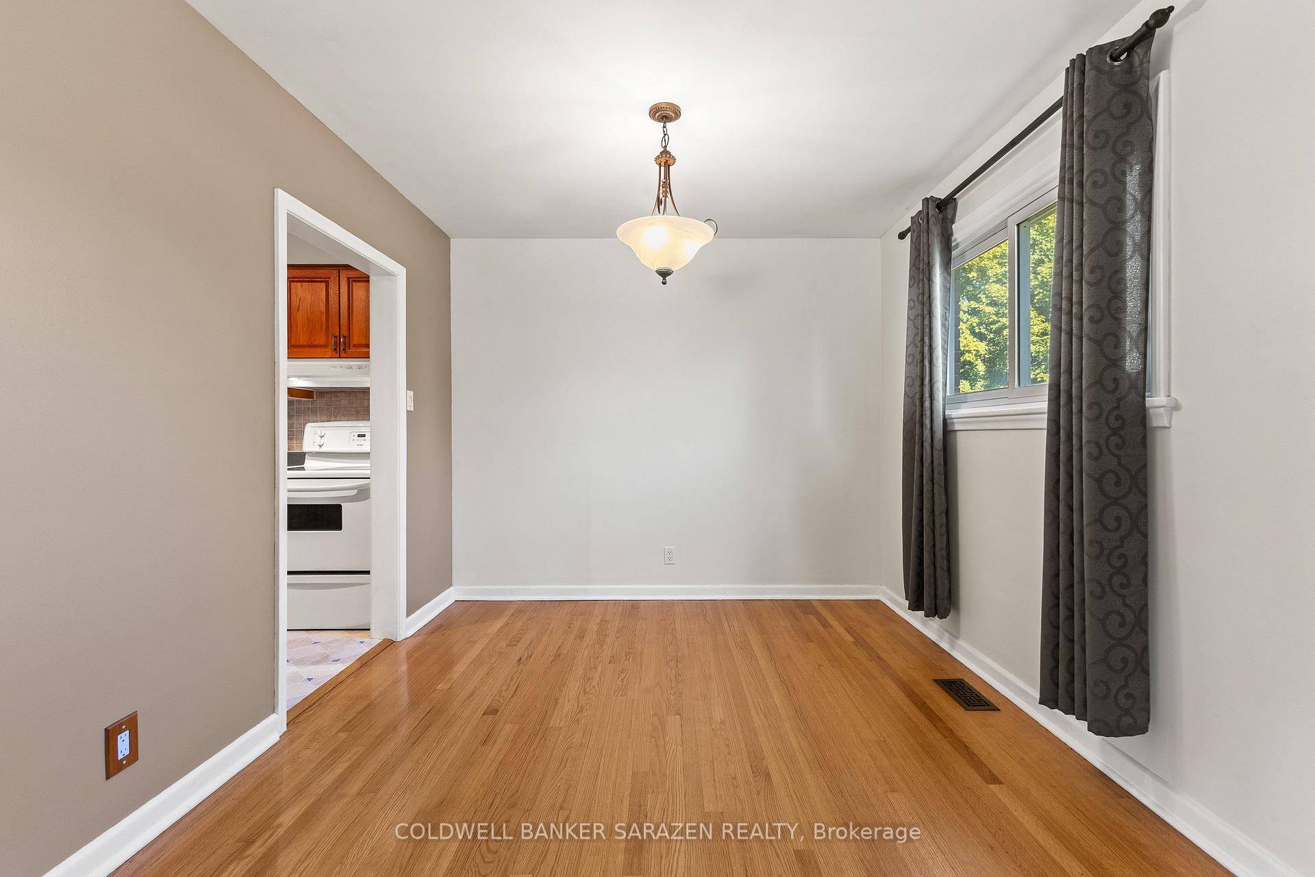 Photo 7 of 1220 Whitmore Avenue, Ottawa, Bel Air Heights — HOMEH