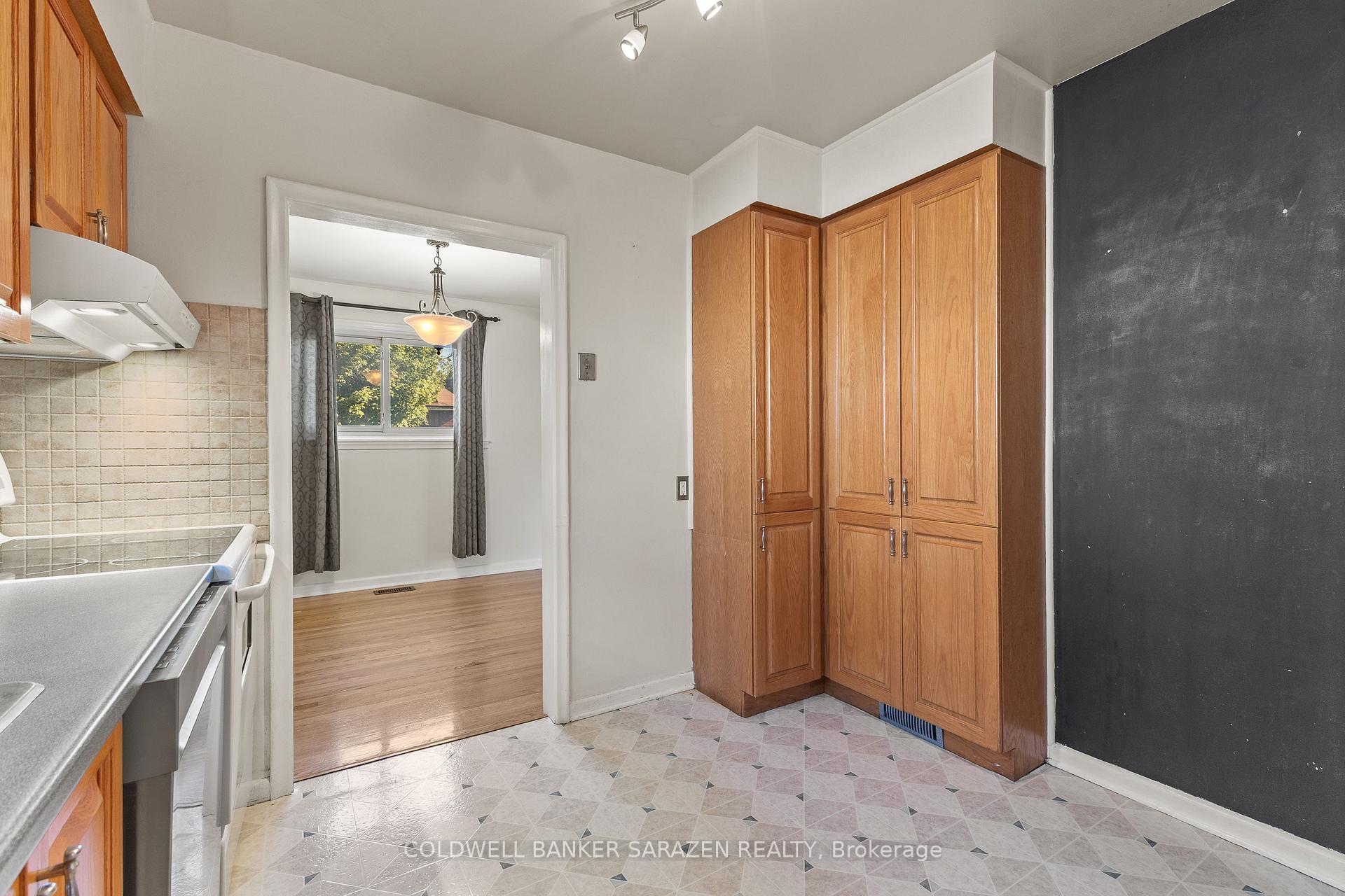 Photo 10 of 1220 Whitmore Avenue, Ottawa, Bel Air Heights — HOMEH