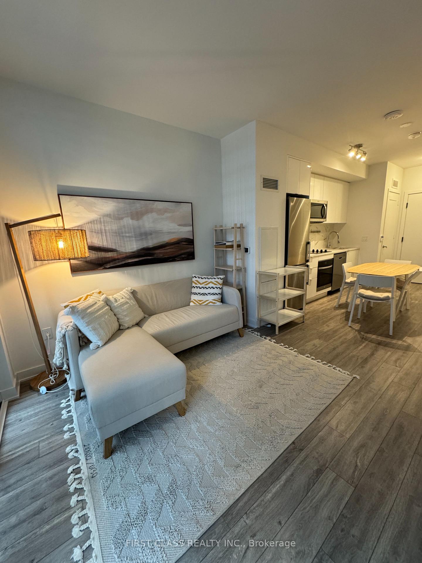 Front of Unit 1937 W, 135 Lower Sherbourne Street W