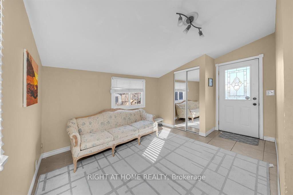 Photo 14 of 6367 Culp Street, Niagara Falls, Dorchester — HOMEH