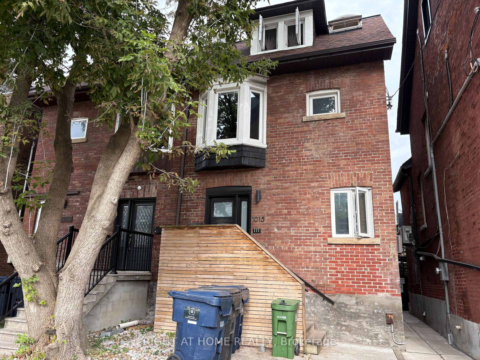 Photo 1 of Unit 2, 1015 Bathurst Street, Toronto, The Annex — HOMEH