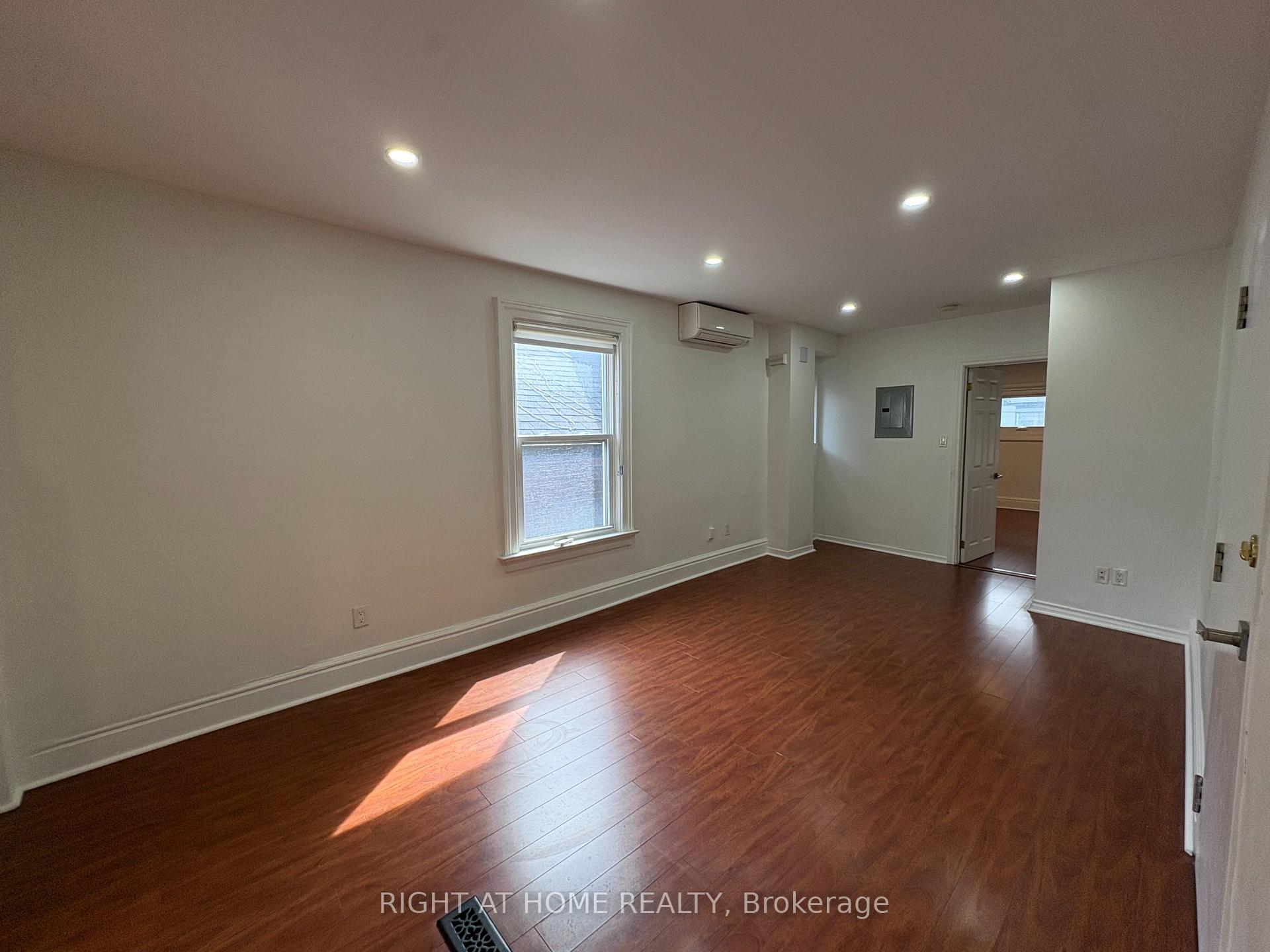 Photo 5 of Unit 2, 1015 Bathurst Street, Toronto, The Annex — HOMEH