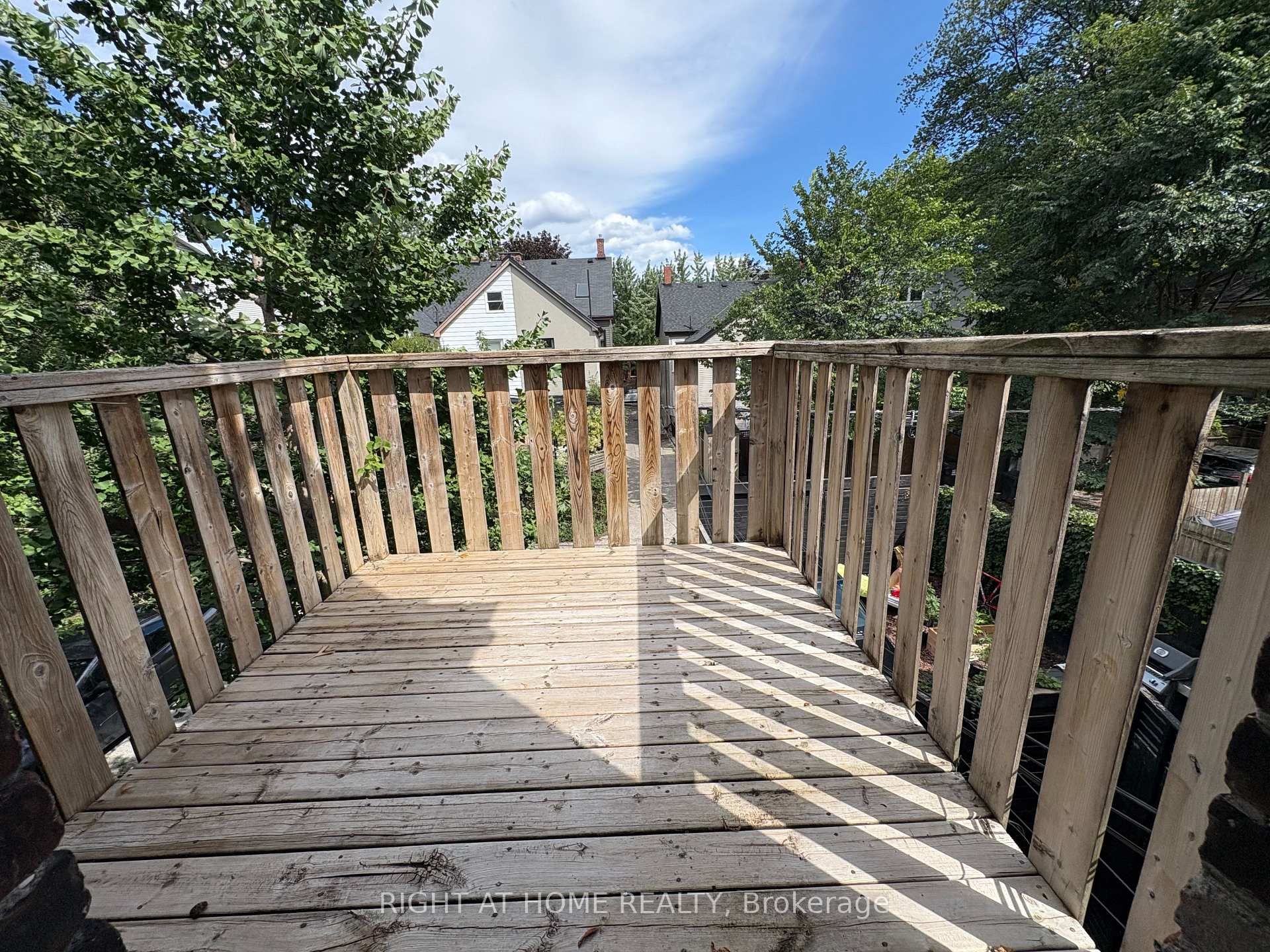 Photo 9 of Unit 2, 1015 Bathurst Street, Toronto, The Annex — HOMEH