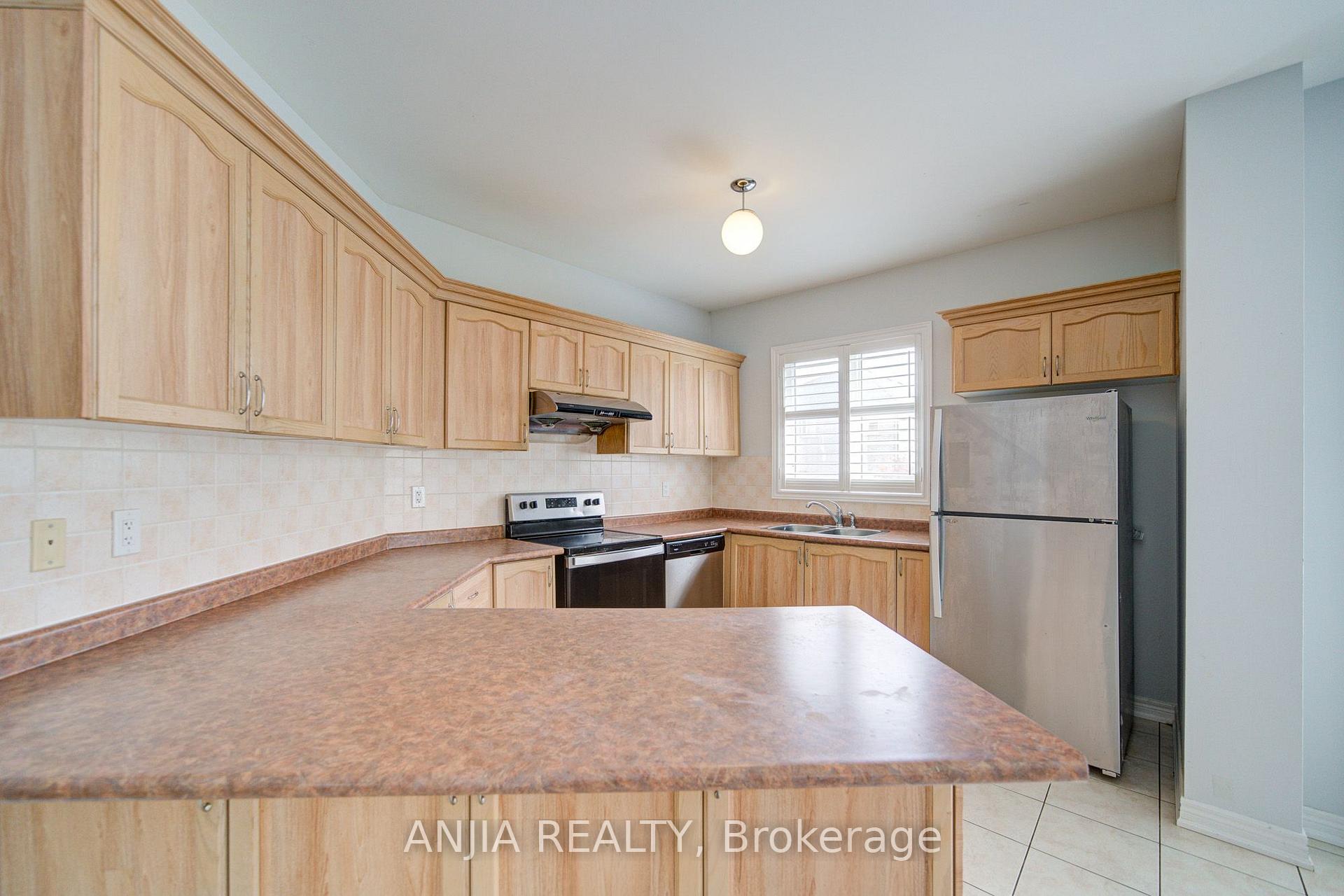 Photo 23 of 74 Batchford Crescent, Markham, Box Grove — HOMEH