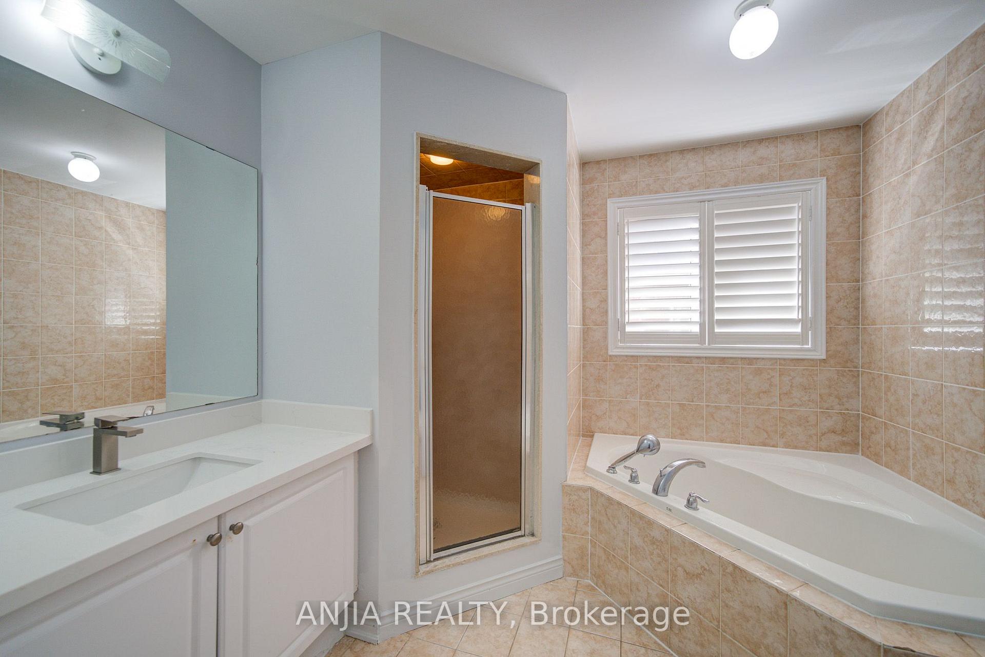 Photo 34 of 74 Batchford Crescent, Markham, Box Grove — HOMEH