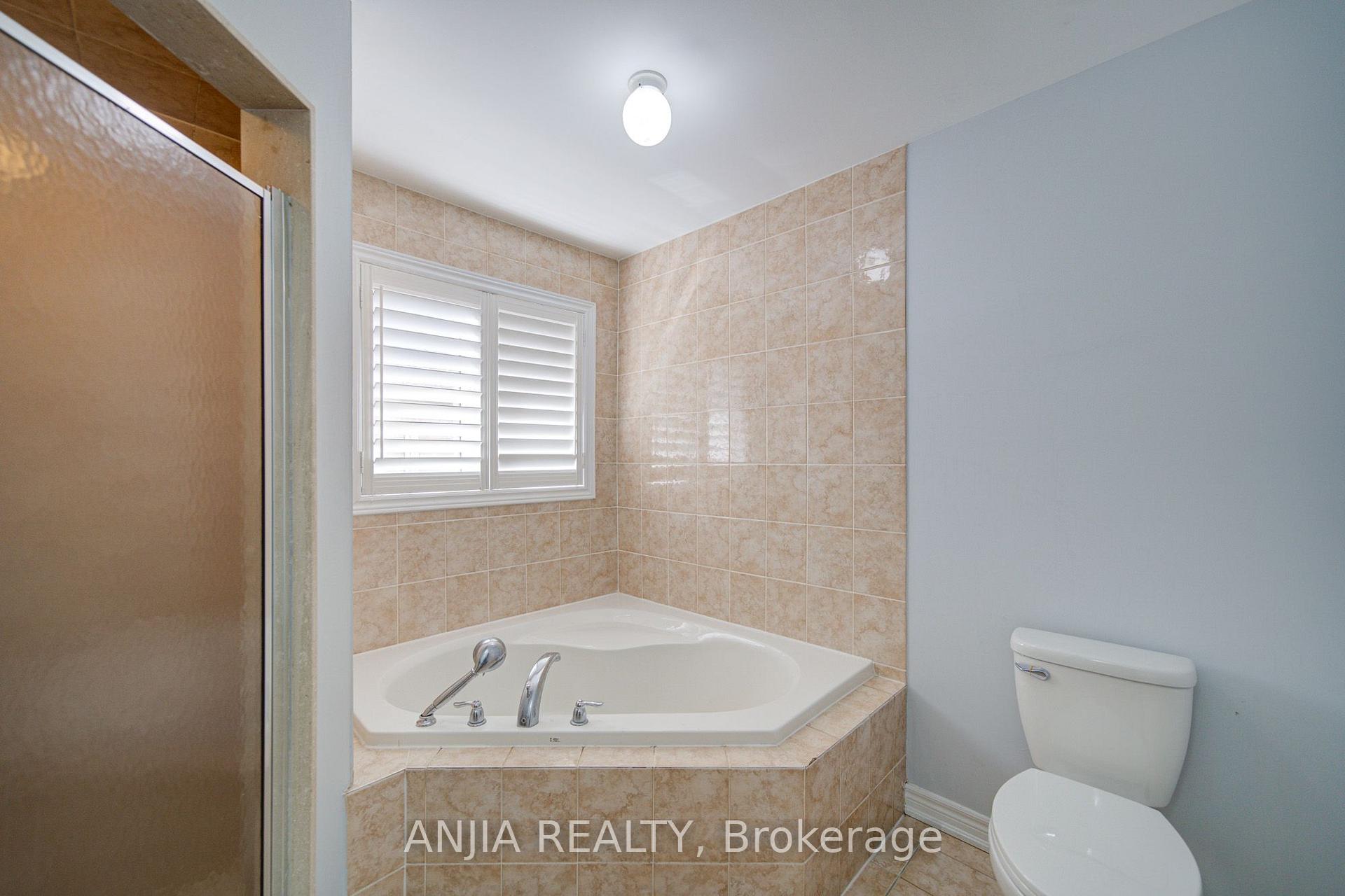 Photo 35 of 74 Batchford Crescent, Markham, Box Grove — HOMEH