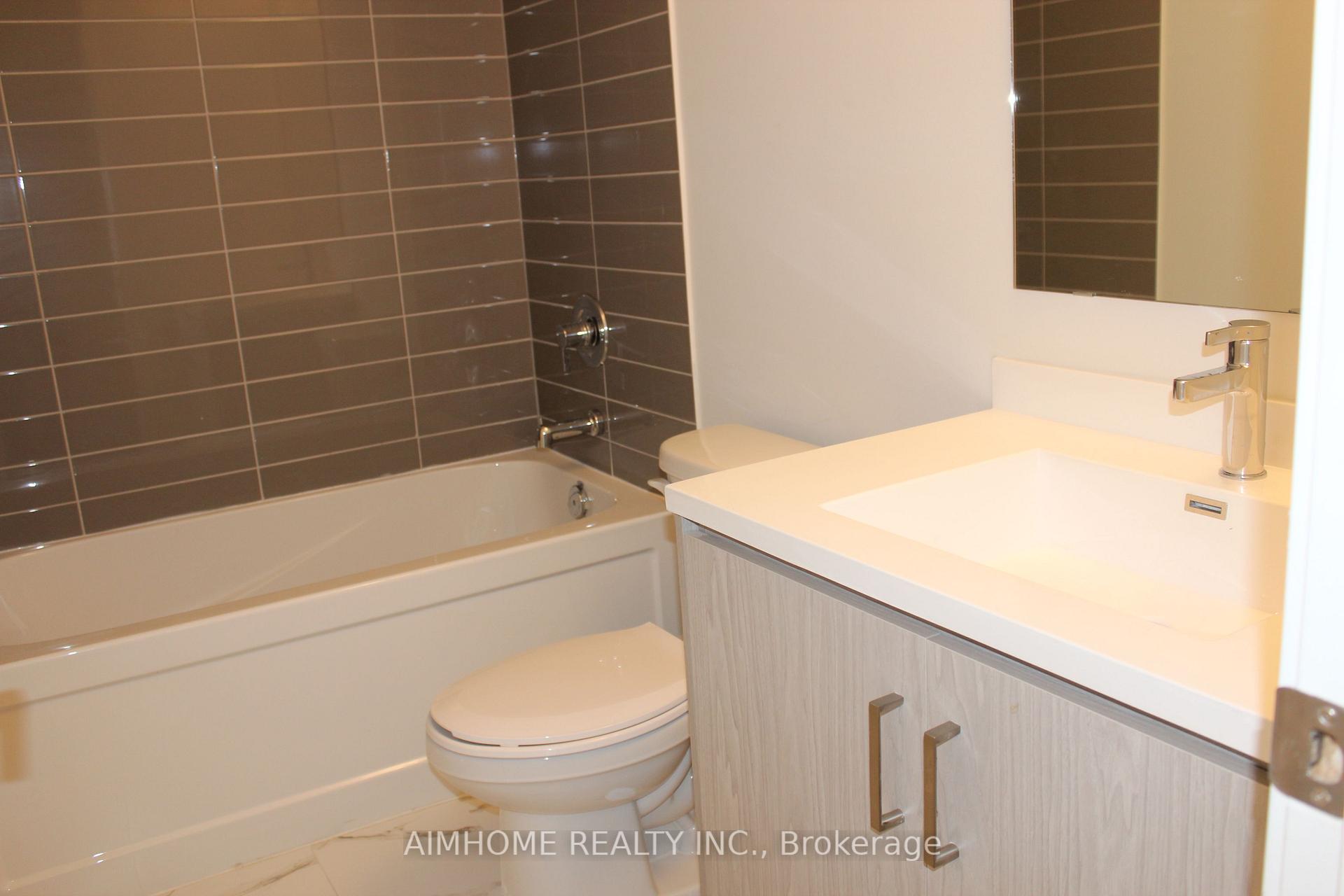 Photo 11 of Unit Th375, 80 Honeycrisp Crescent, Vaughan, Vaughan Corporate Centre — HOMEH