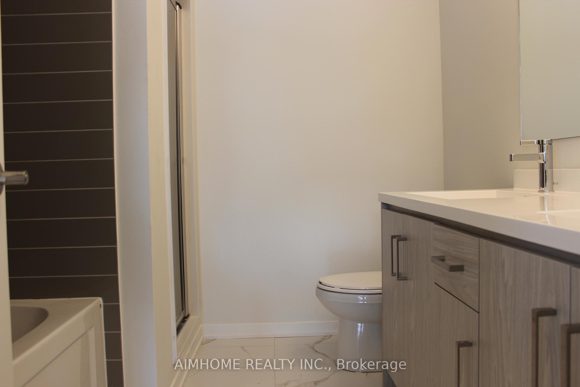 Photo 14 of Unit Th375, 80 Honeycrisp Crescent, Vaughan, Vaughan Corporate Centre — HOMEH