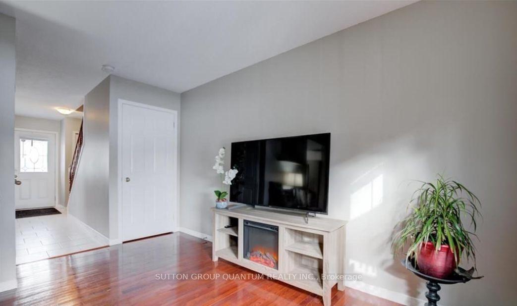 Photo 9 of Unit 44, 101 Brookside Street, London, South I — HOMEH