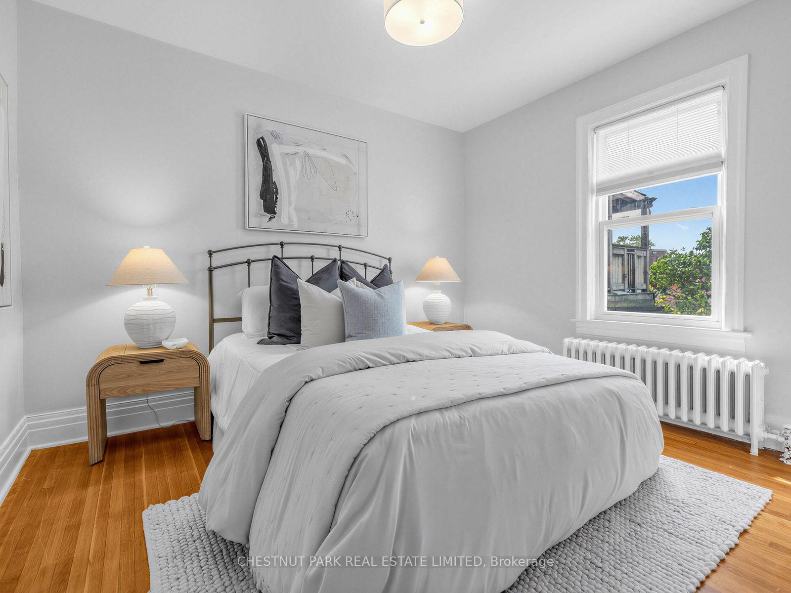 Photo 15 of 464 Montrose Avenue, Toronto, Palmerston-Little Italy — HOMEH