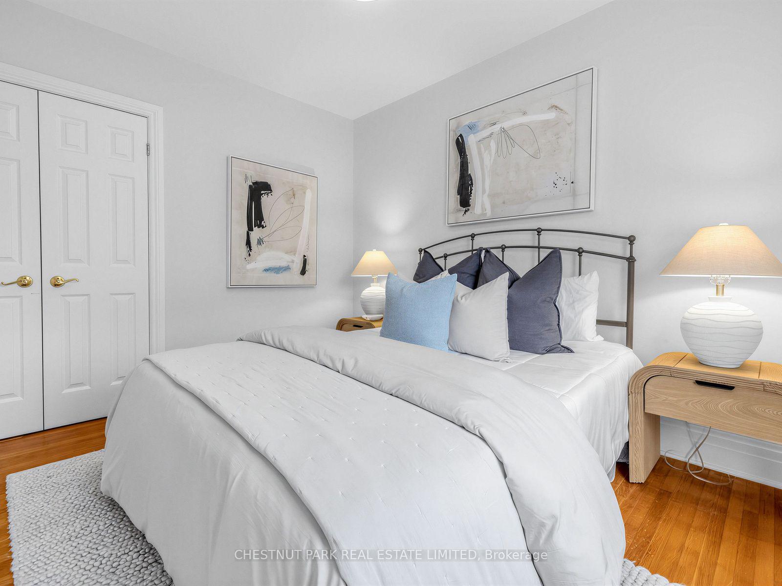Photo 16 of 464 Montrose Avenue, Toronto, Palmerston-Little Italy — HOMEH