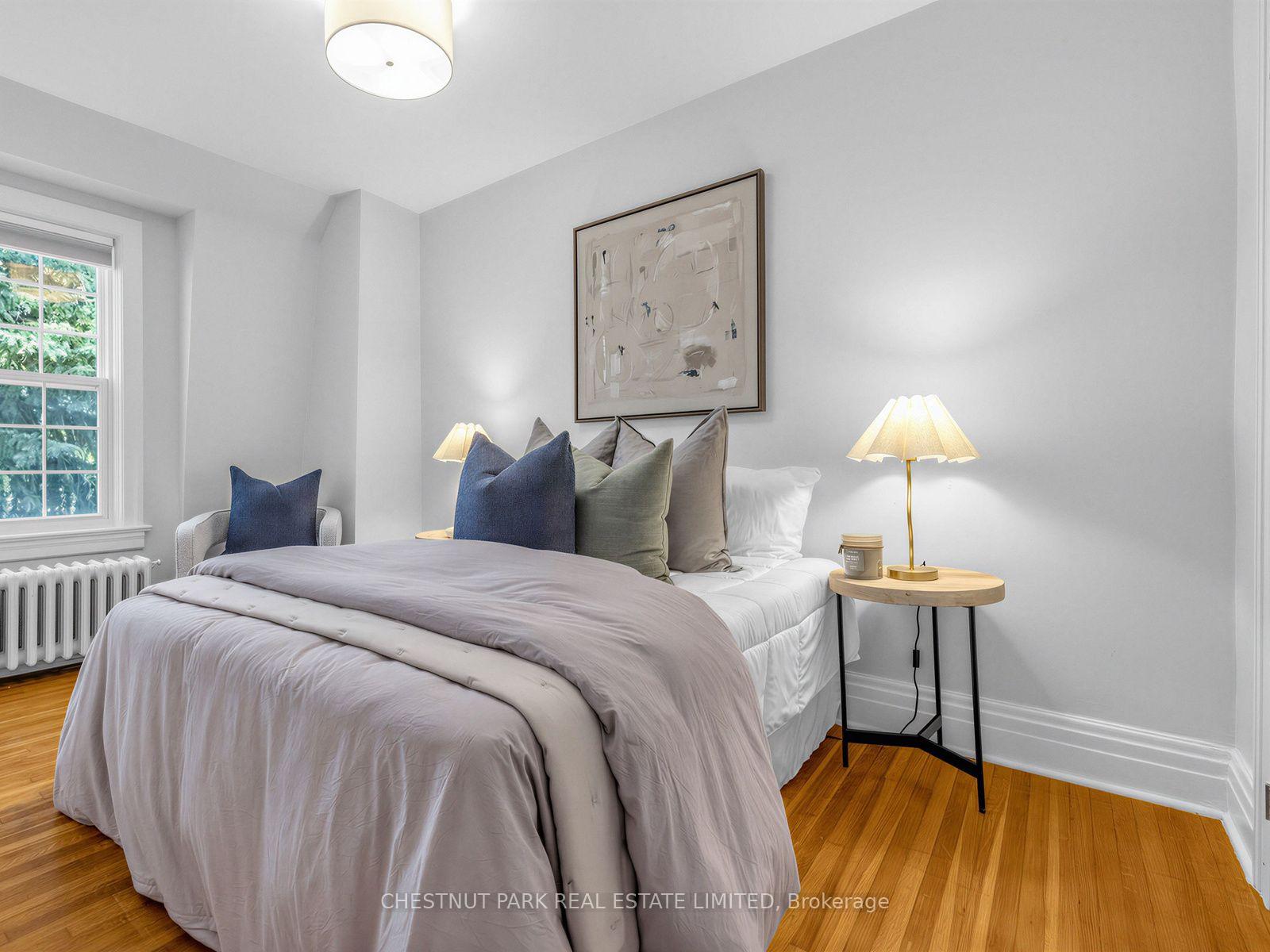 Photo 17 of 464 Montrose Avenue, Toronto, Palmerston-Little Italy — HOMEH