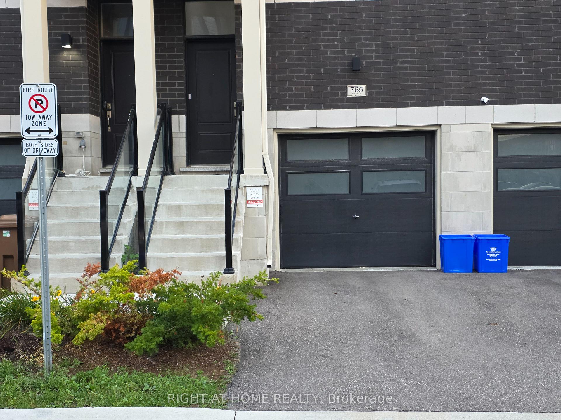 Photo 2 of 765 Eddystone Path, Oshawa, Donevan — HOMEH