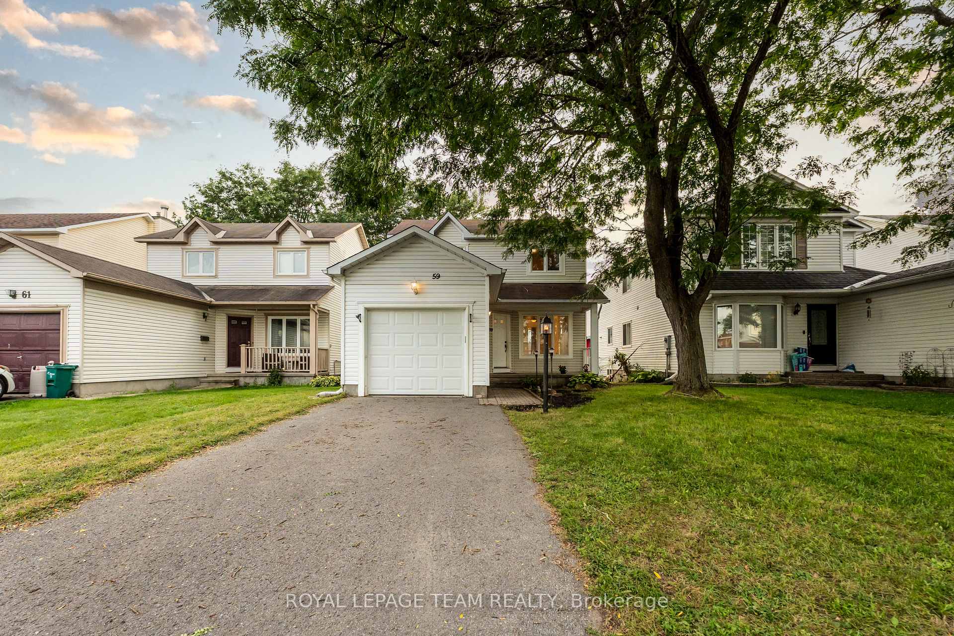 Photo of 59 Sarrazin Way W