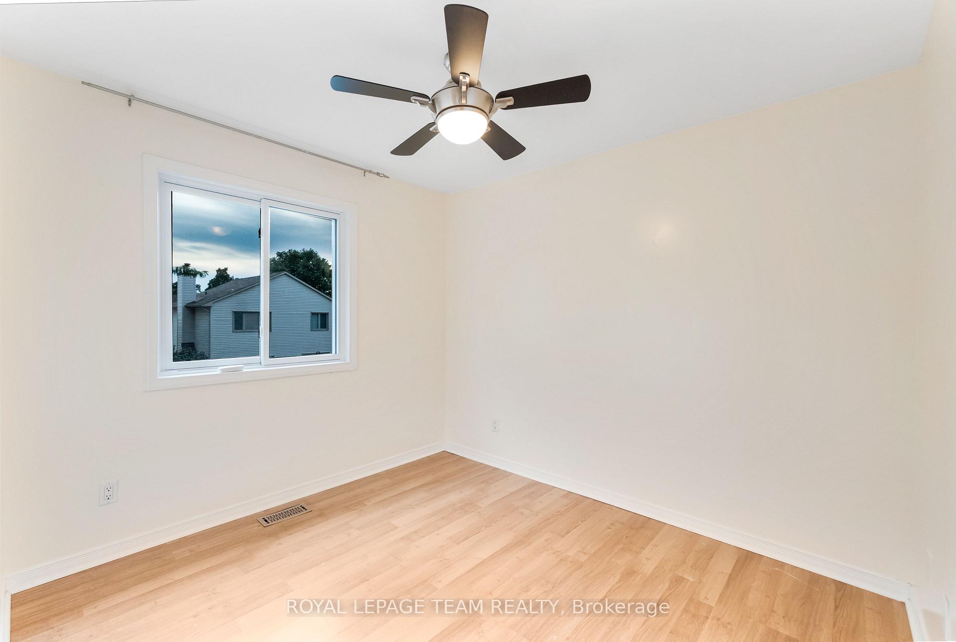 Photo 19 of 59 Sarrazin Way W, Ottawa, Barrhaven - Cedargrove/Fraserdale — HOMEH