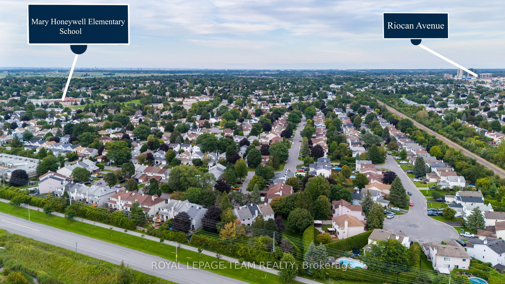 Photo 32 of 59 Sarrazin Way W, Ottawa, Barrhaven - Cedargrove/Fraserdale — HOMEH