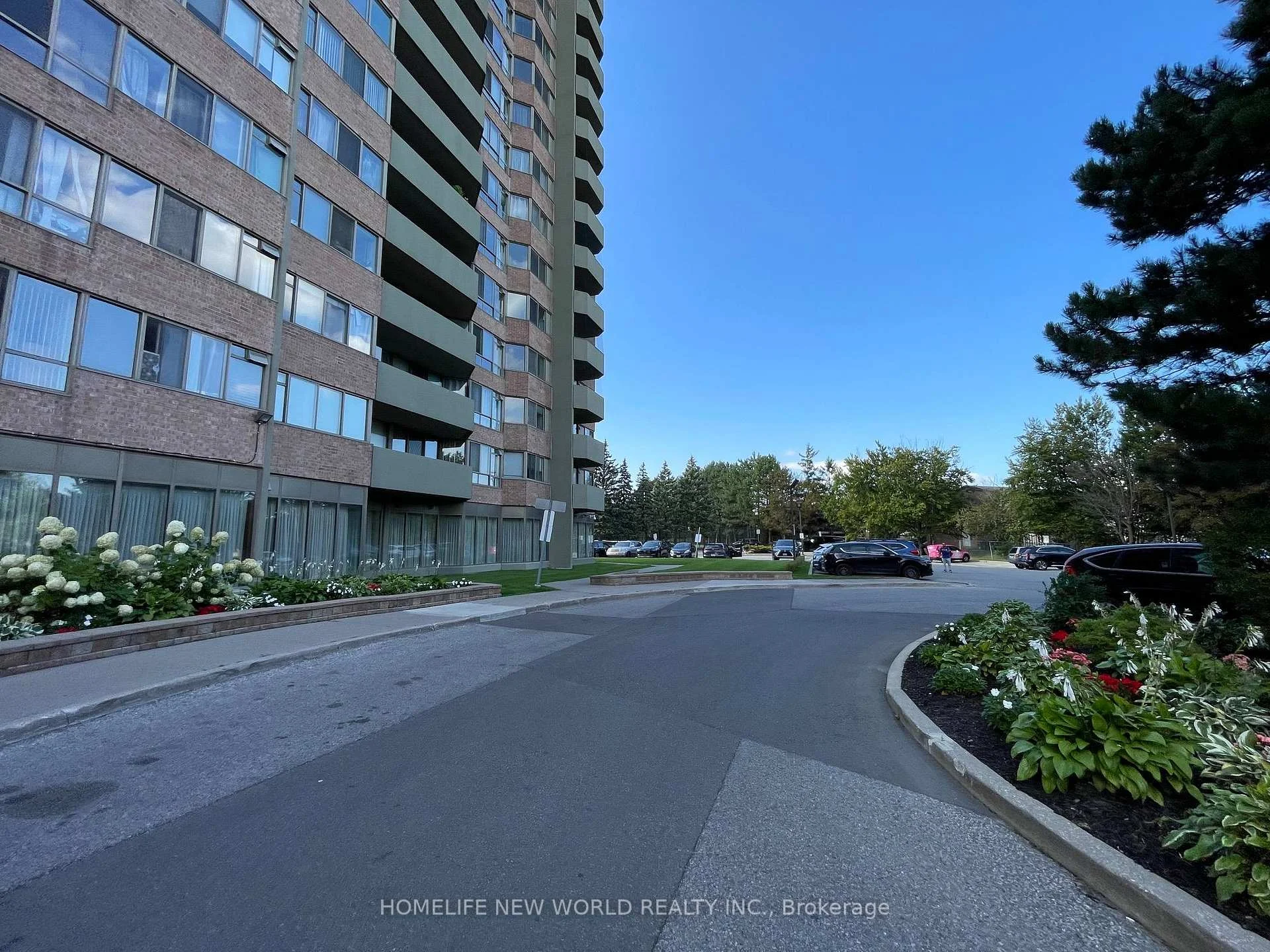 Photo 8 of Unit 413, 30 Thunder Grove, Scarborough, Agincourt North — HOMEH