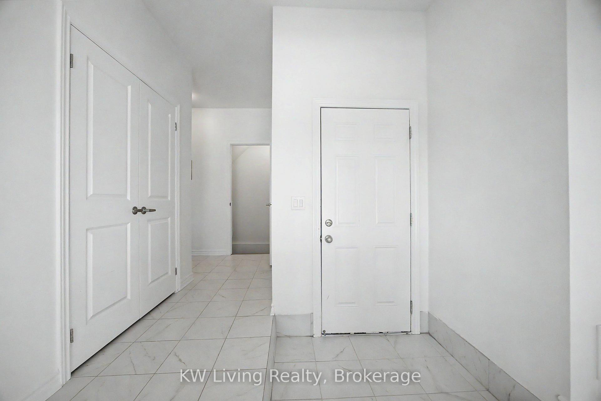 Photo 18 of 118 Wascana Road, Vaughan, Elder Mills — HOMEH
