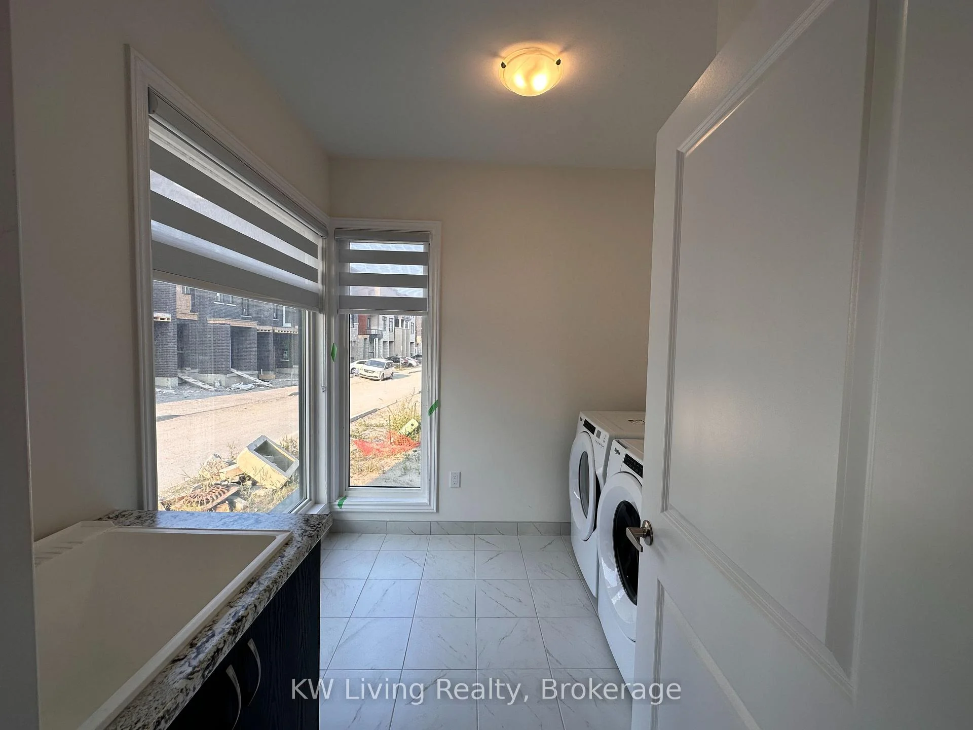 Photo 19 of 118 Wascana Road, Vaughan, Elder Mills — HOMEH