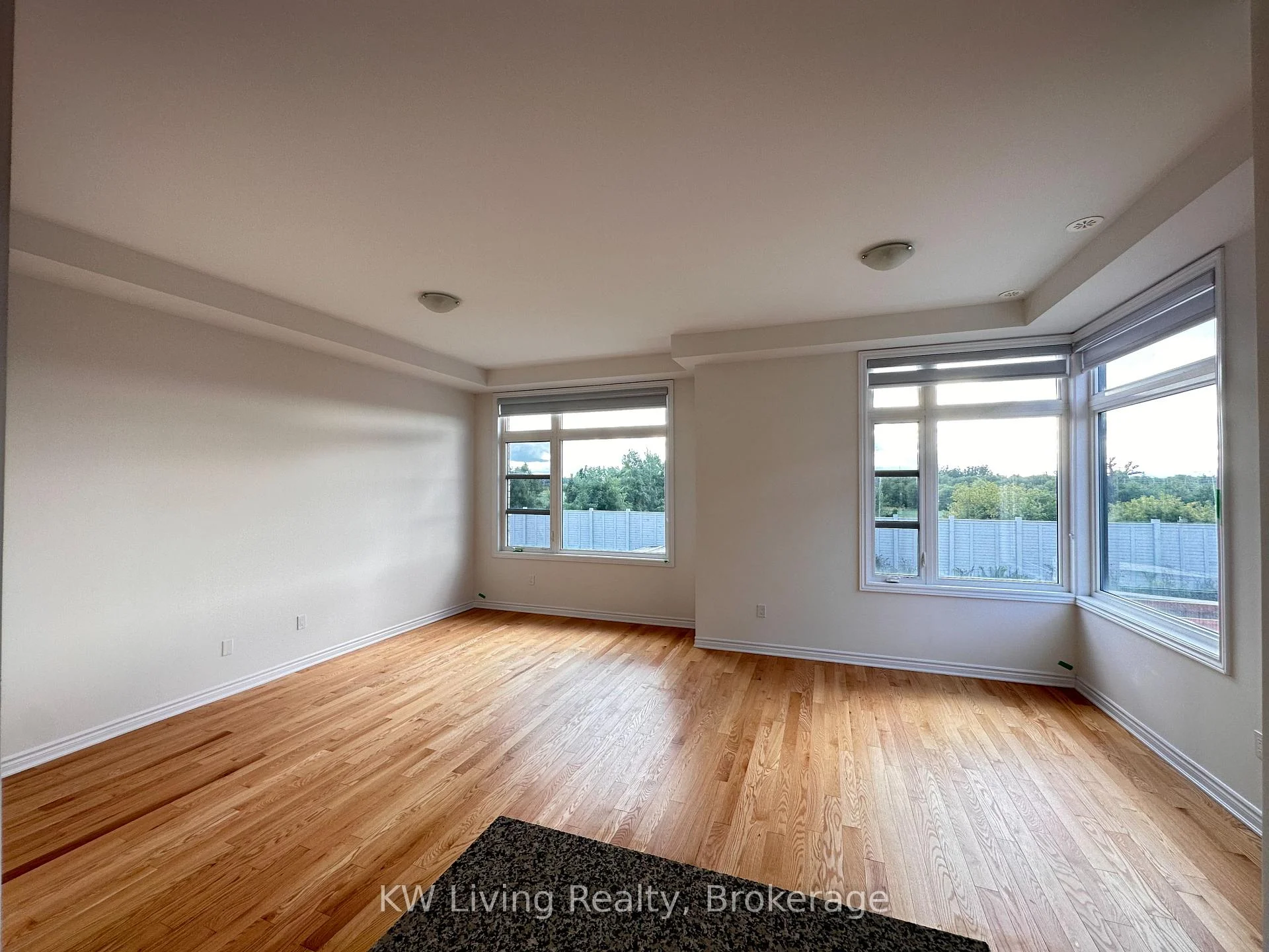 Photo 43 of 118 Wascana Road, Vaughan, Elder Mills — HOMEH