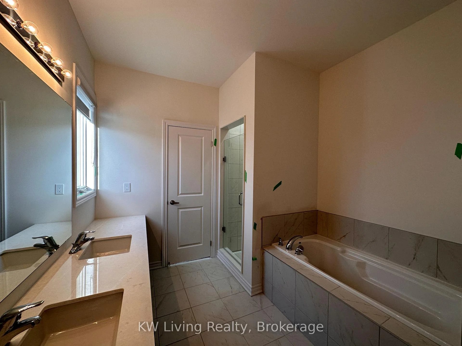 Photo 53 of 118 Wascana Road, Vaughan, Elder Mills — HOMEH