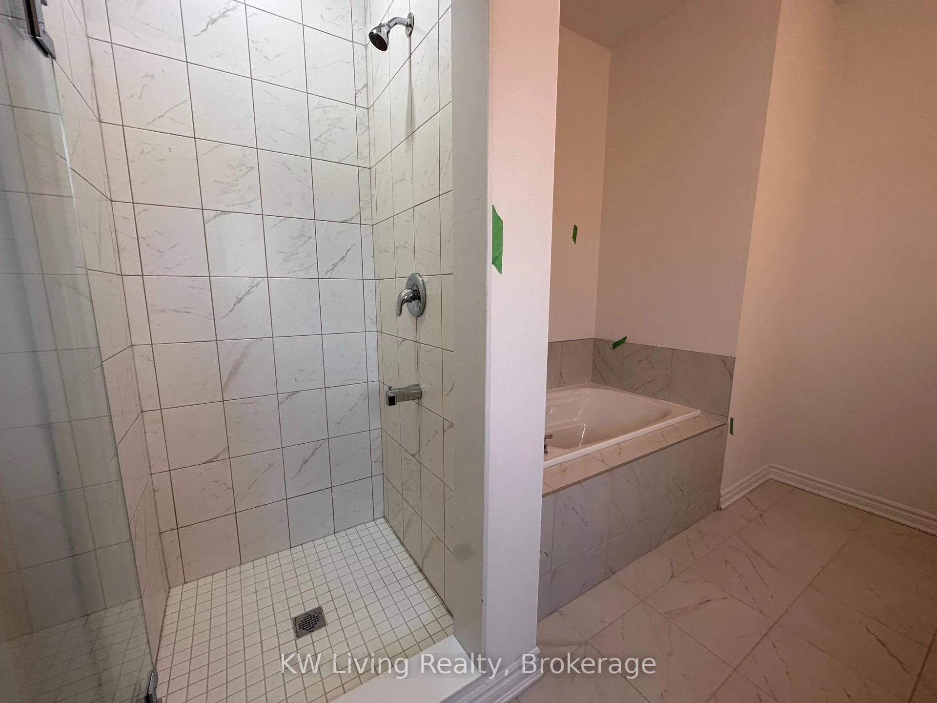 Photo 55 of 118 Wascana Road, Vaughan, Elder Mills — HOMEH