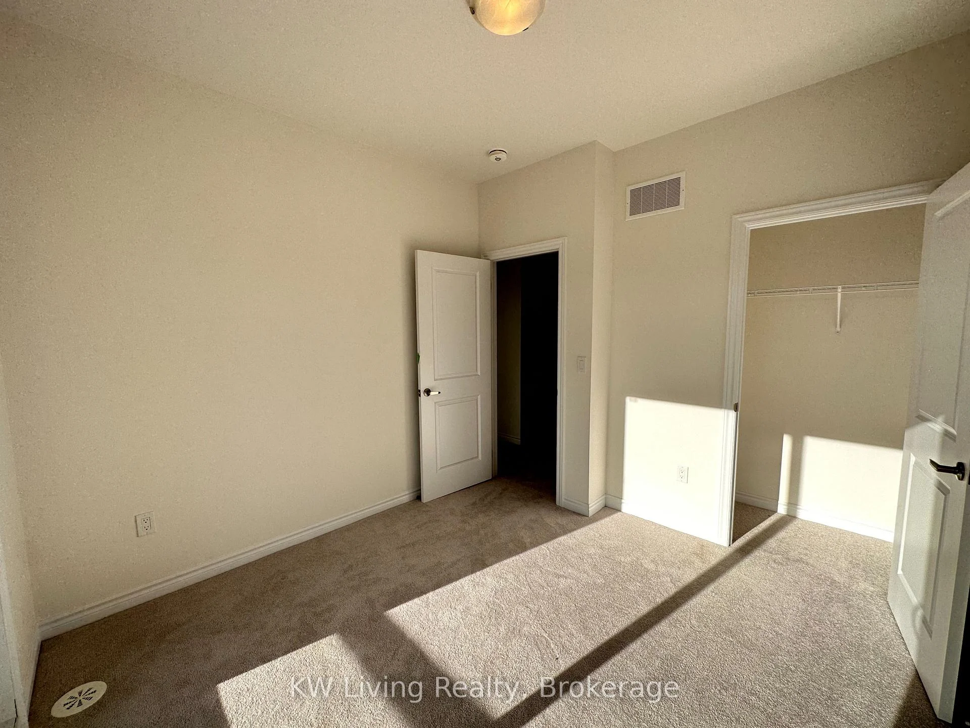 Photo 61 of 118 Wascana Road, Vaughan, Elder Mills — HOMEH