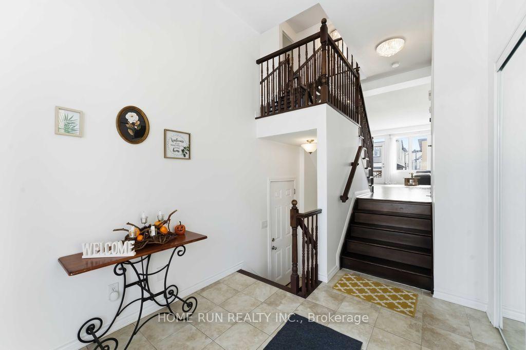 Photo 3 of 358 Meadowbreeze Drive, Ottawa, Kanata - Emerald Meadows/Trailwest — HOMEH