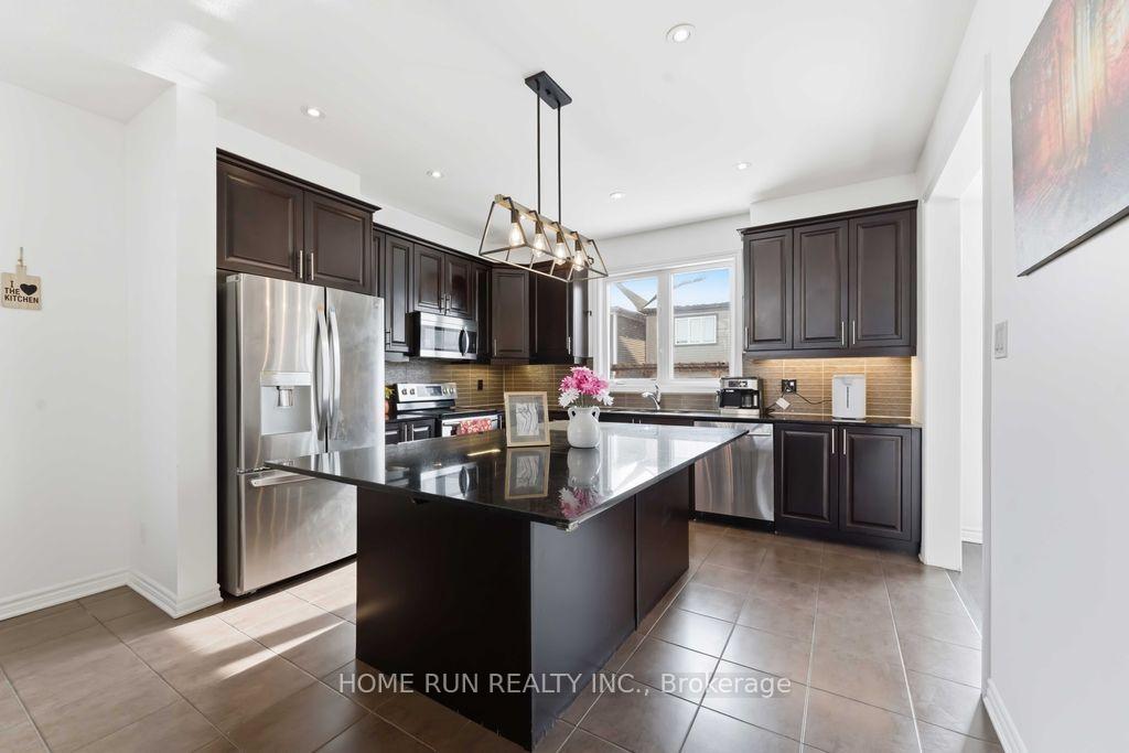 Photo 13 of 358 Meadowbreeze Drive, Ottawa, Kanata - Emerald Meadows/Trailwest — HOMEH