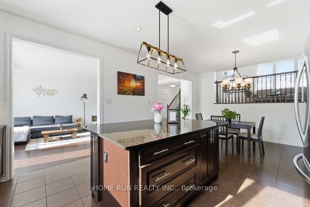 Photo 15 of 358 Meadowbreeze Drive, Ottawa, Kanata - Emerald Meadows/Trailwest — HOMEH