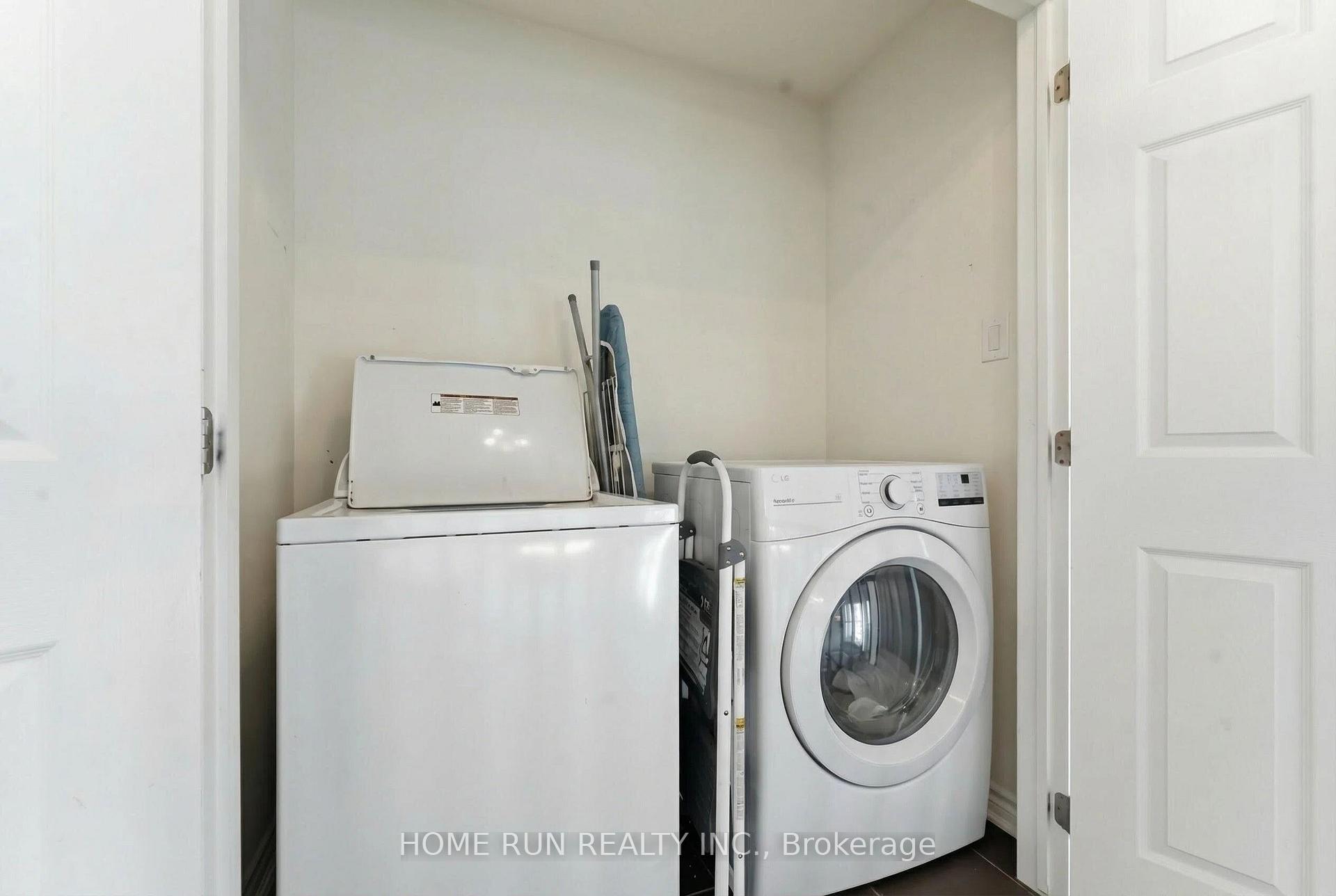 Photo 31 of 358 Meadowbreeze Drive, Ottawa, Kanata - Emerald Meadows/Trailwest — HOMEH