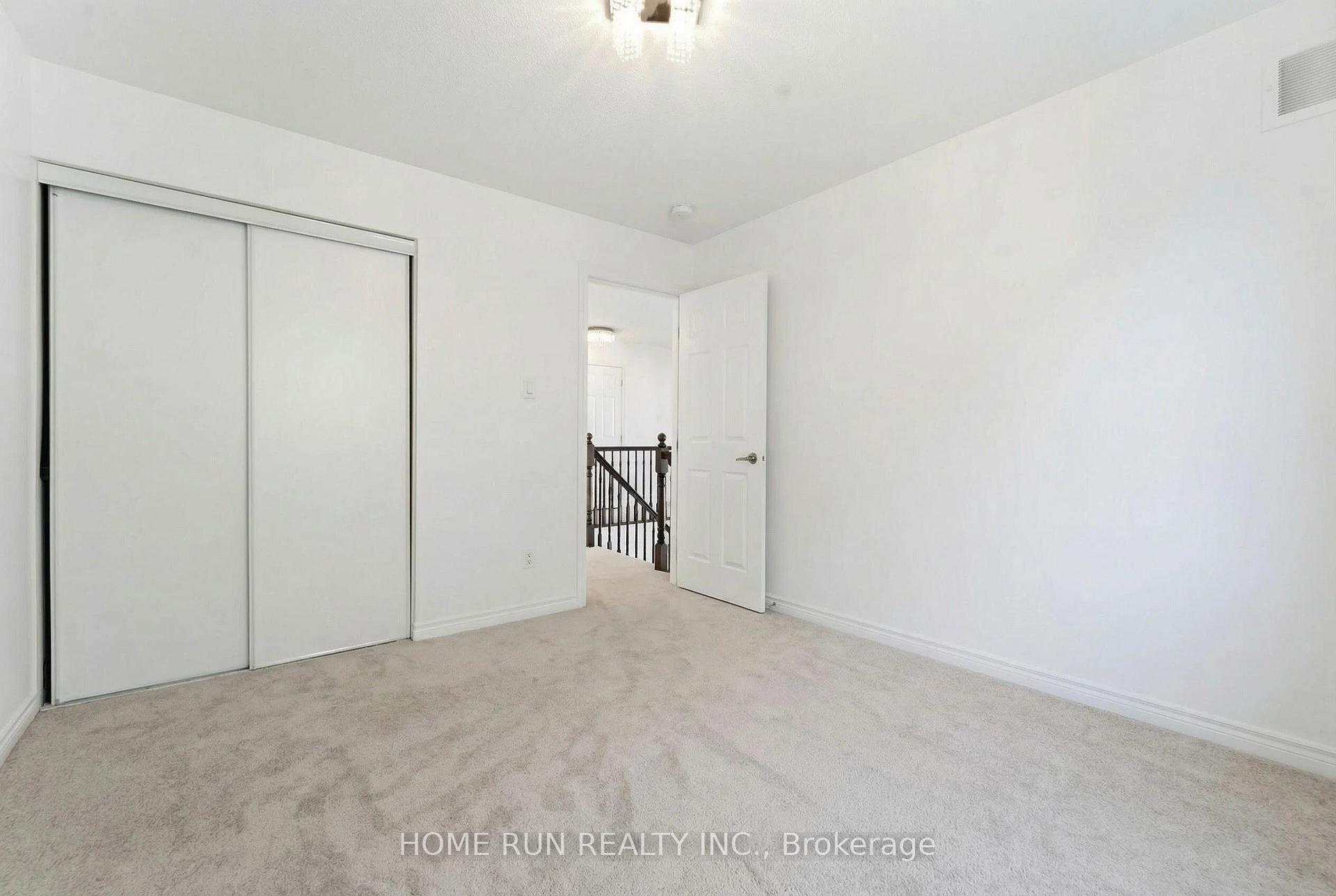 Photo 32 of 358 Meadowbreeze Drive, Ottawa, Kanata - Emerald Meadows/Trailwest — HOMEH