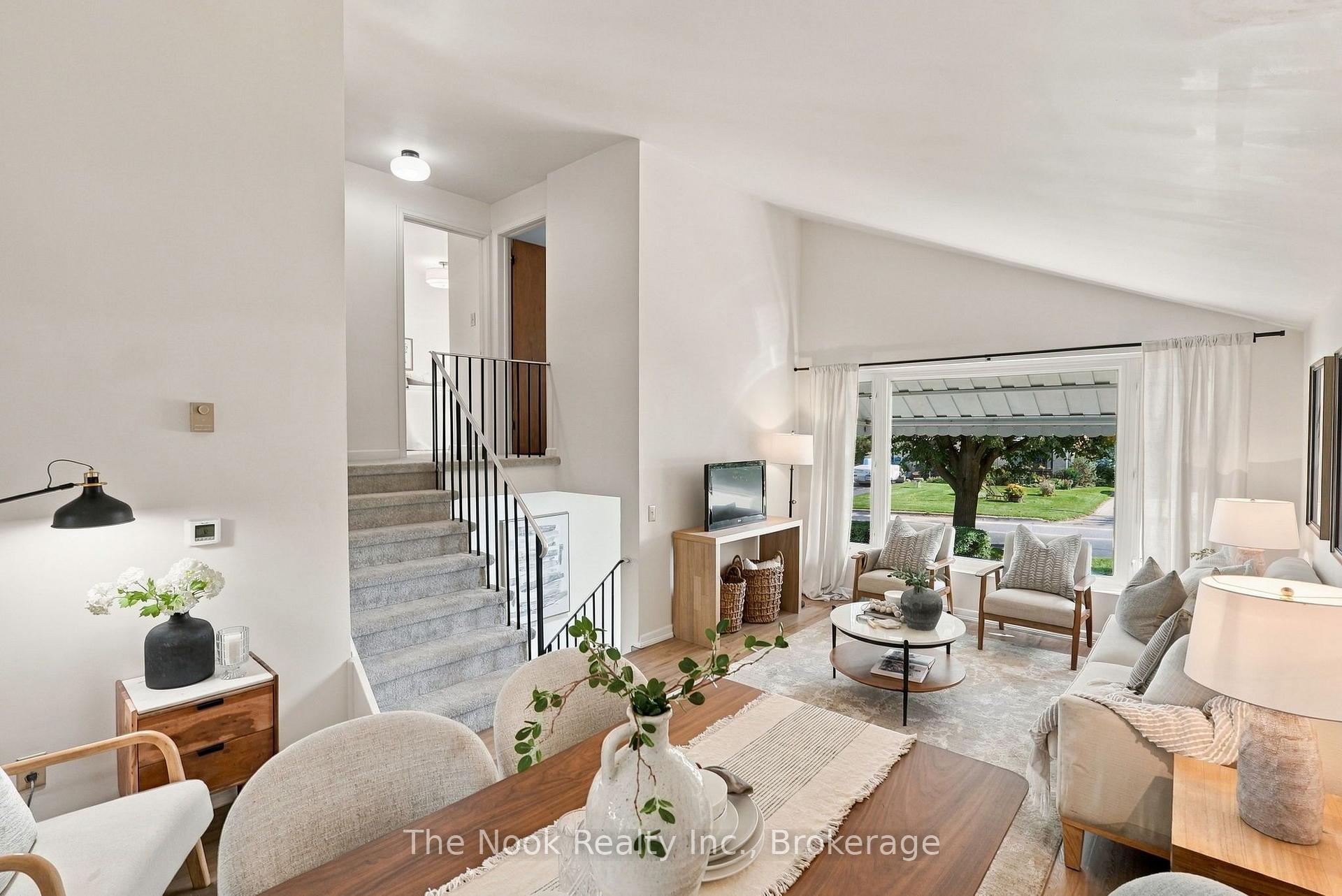 Photo 10 of 706 Stone Street, Oshawa, Lakeview — HOMEH